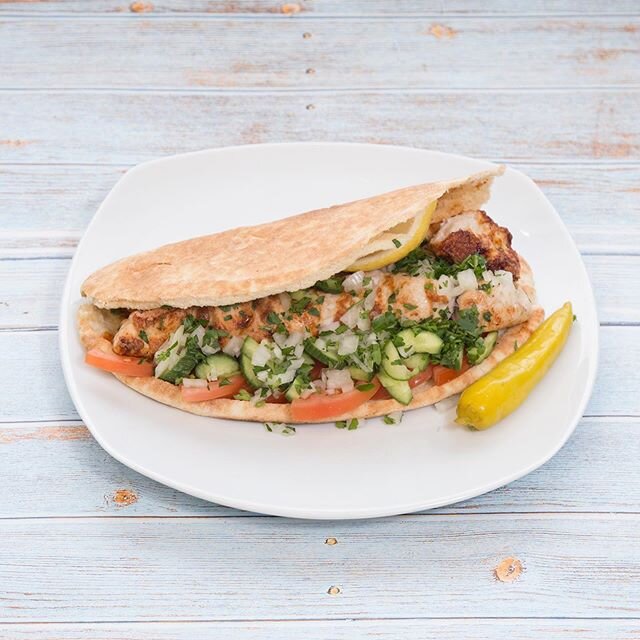 You have to try our chicken souvlakia in a Cypriot Pita bread 😋| Order from @deliveroo or call and collect in store 😄 &bull;
&bull;
&bull;
&bull;
#uncletonystaverna #greekrestaurant #greek #cypriot #souvlaki #souvlakia #souvla #gyro #finchleycentra