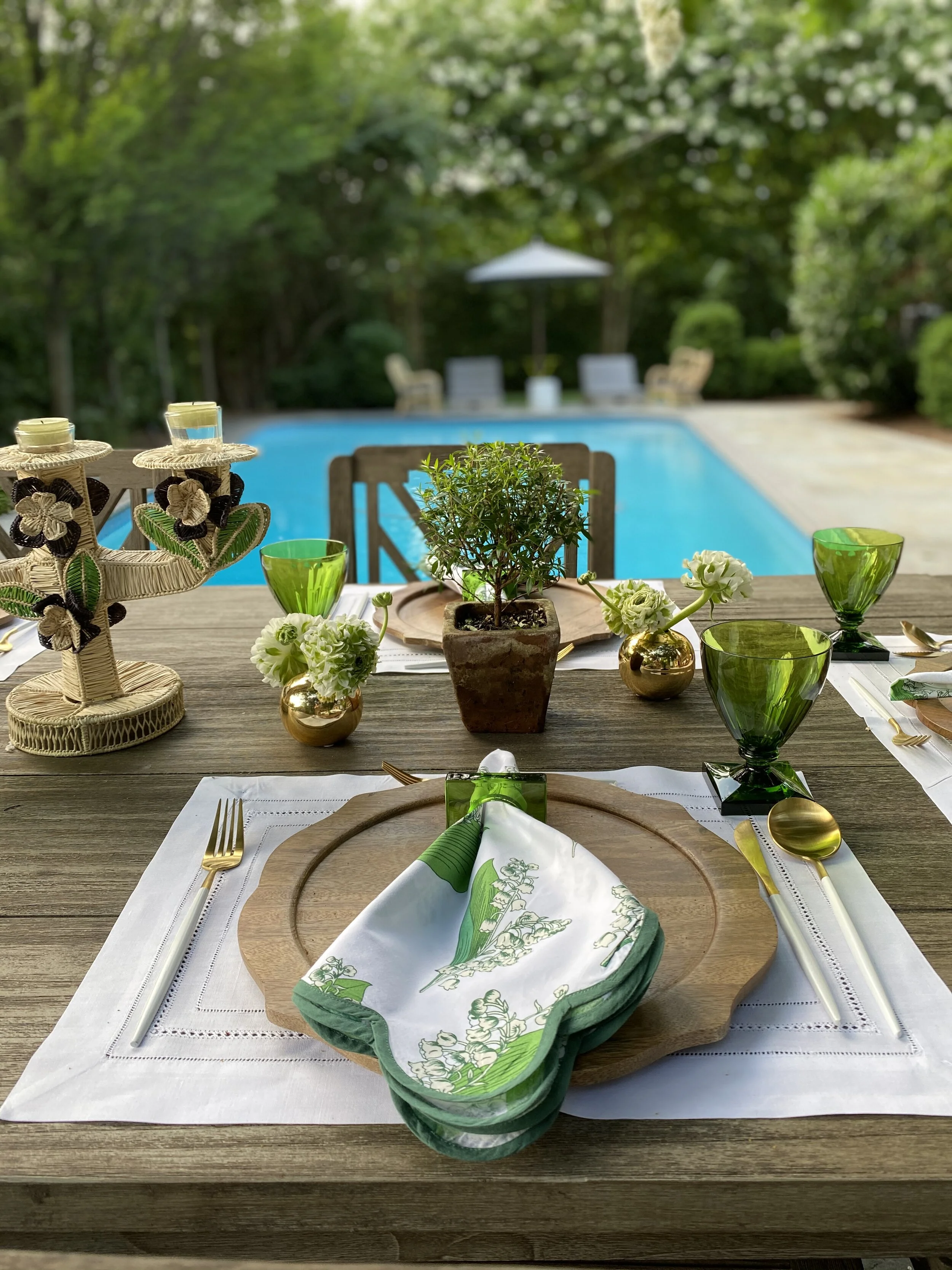 D51BA1B0-8D51-40DF-9521-2B70185E17AA