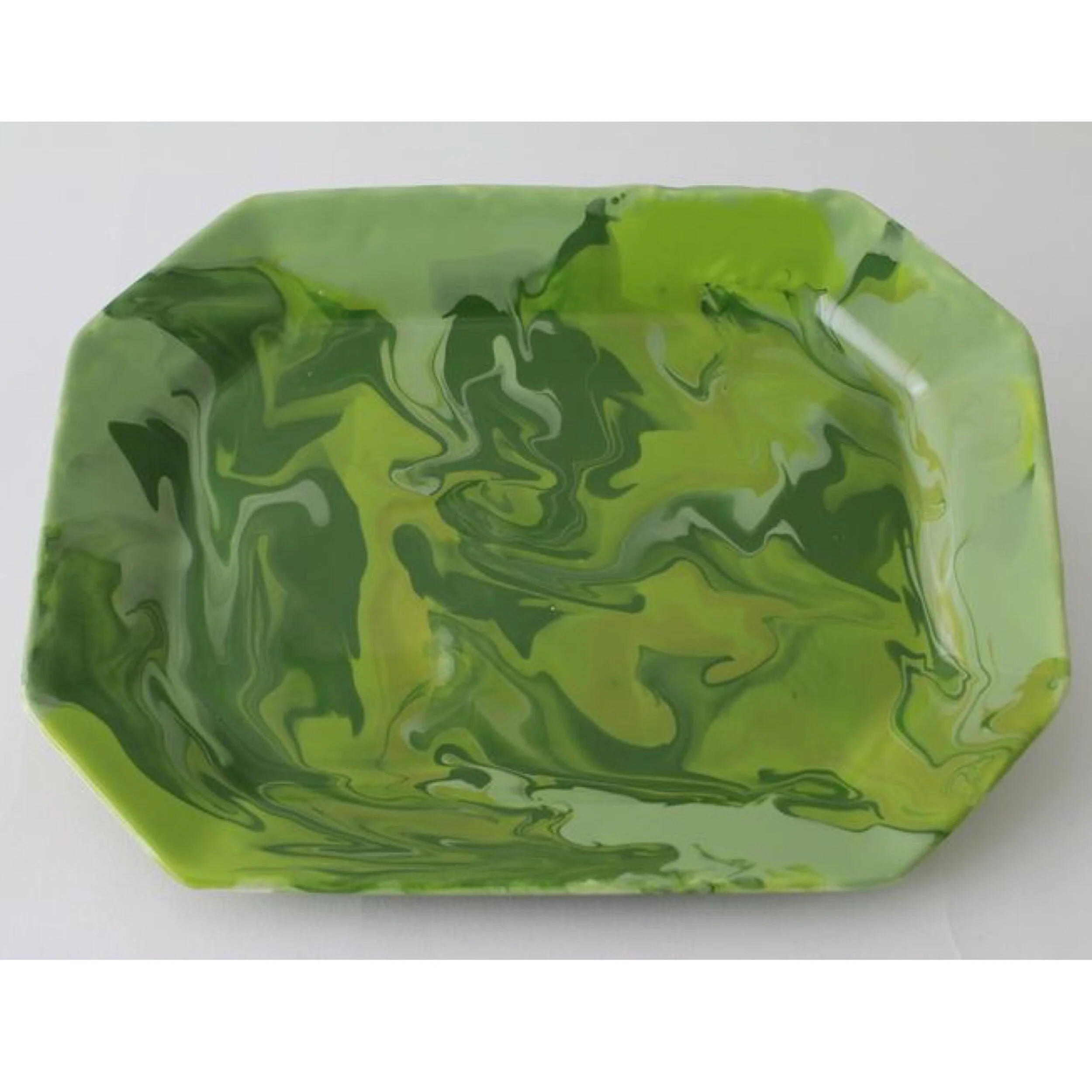 24D97B24-97FC-4C16-BD03-7CCA3FE67E5C