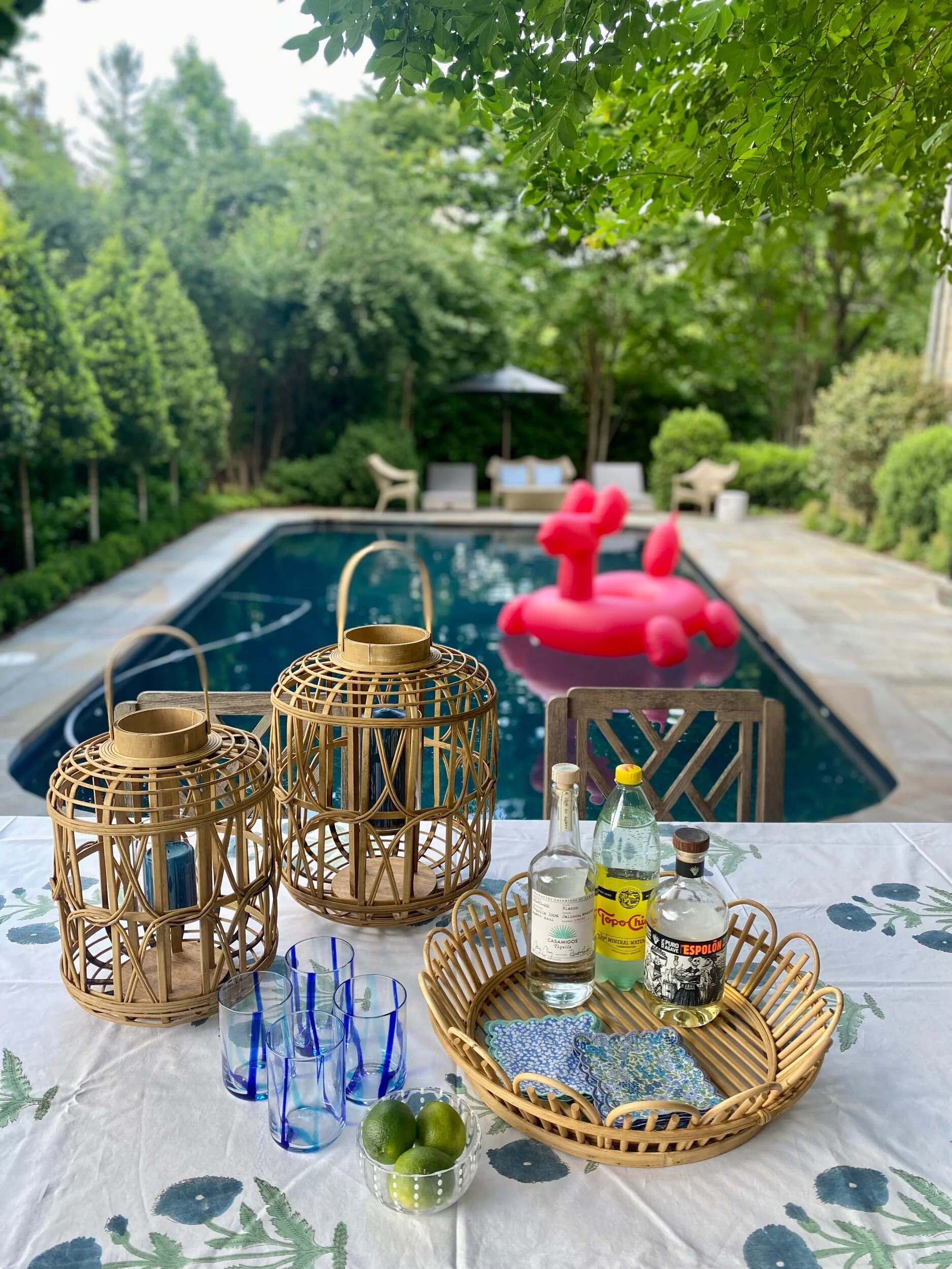 3EDD21F1-6283-4ECC-B1C6-D8C13F32E474