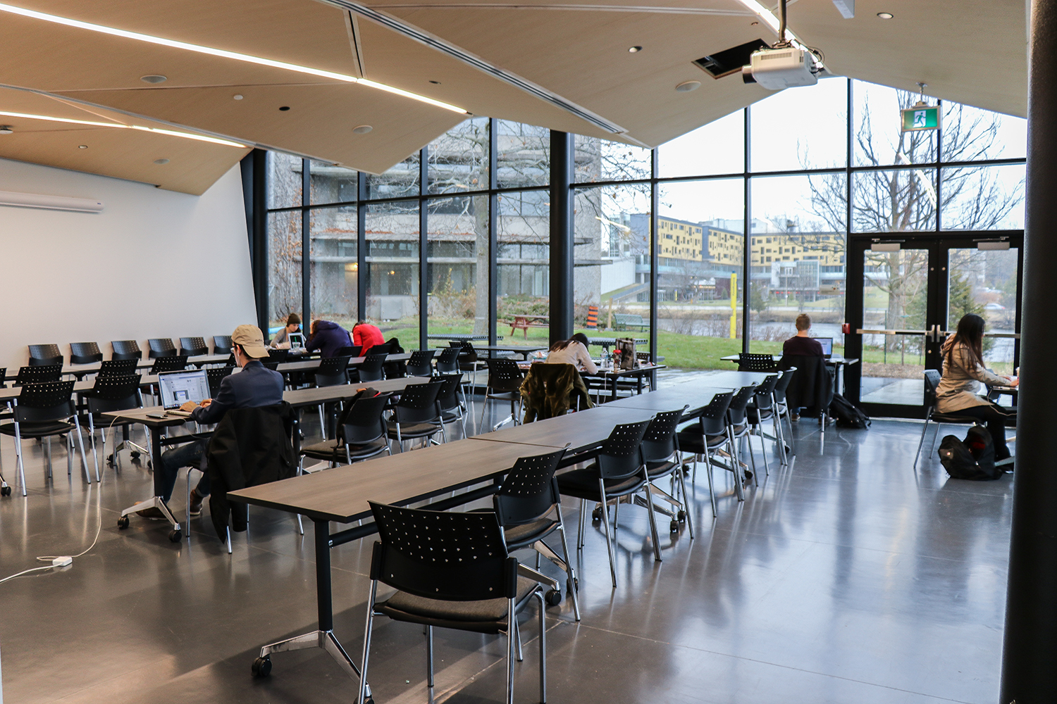 student-centre.slideshow.05.jpg