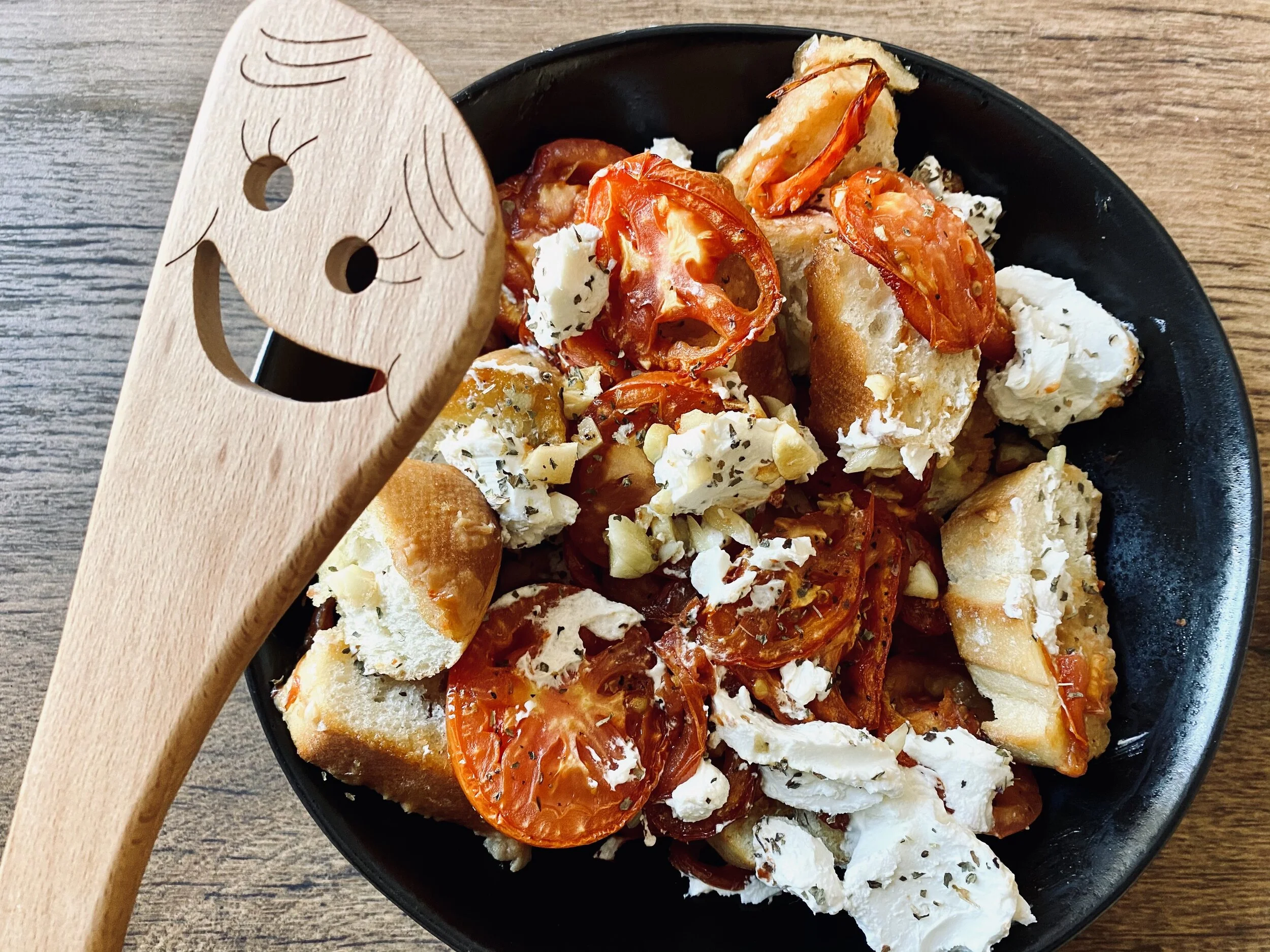 A Replate Original Dish: French Bread with Balsamic-Glazed Tomatoes 
