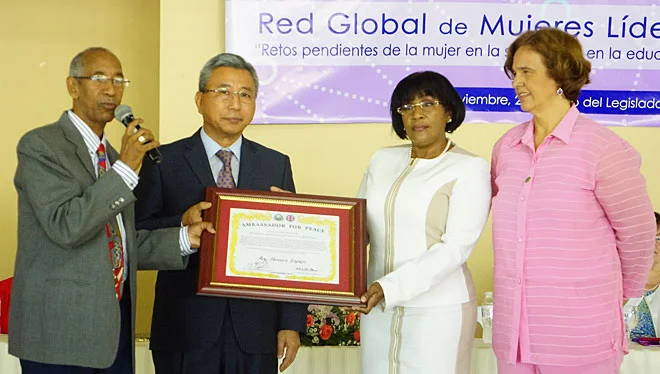 GWPN_DomRep2015_05.jpg