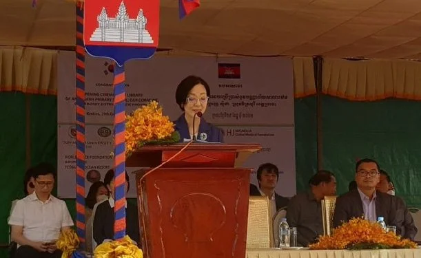 Library Opening Ceremony in Anh Chanh