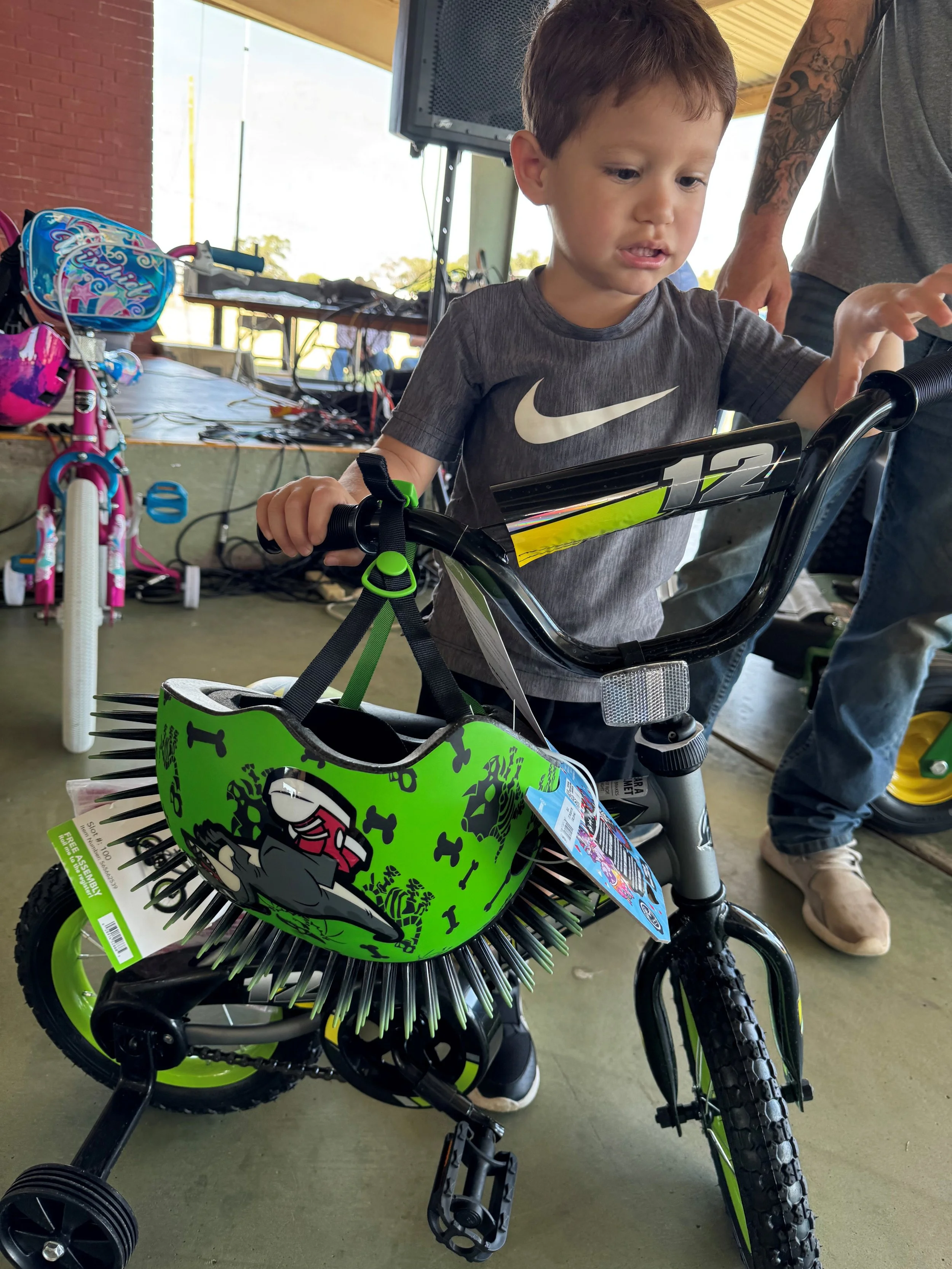 Boys bike small.jpg