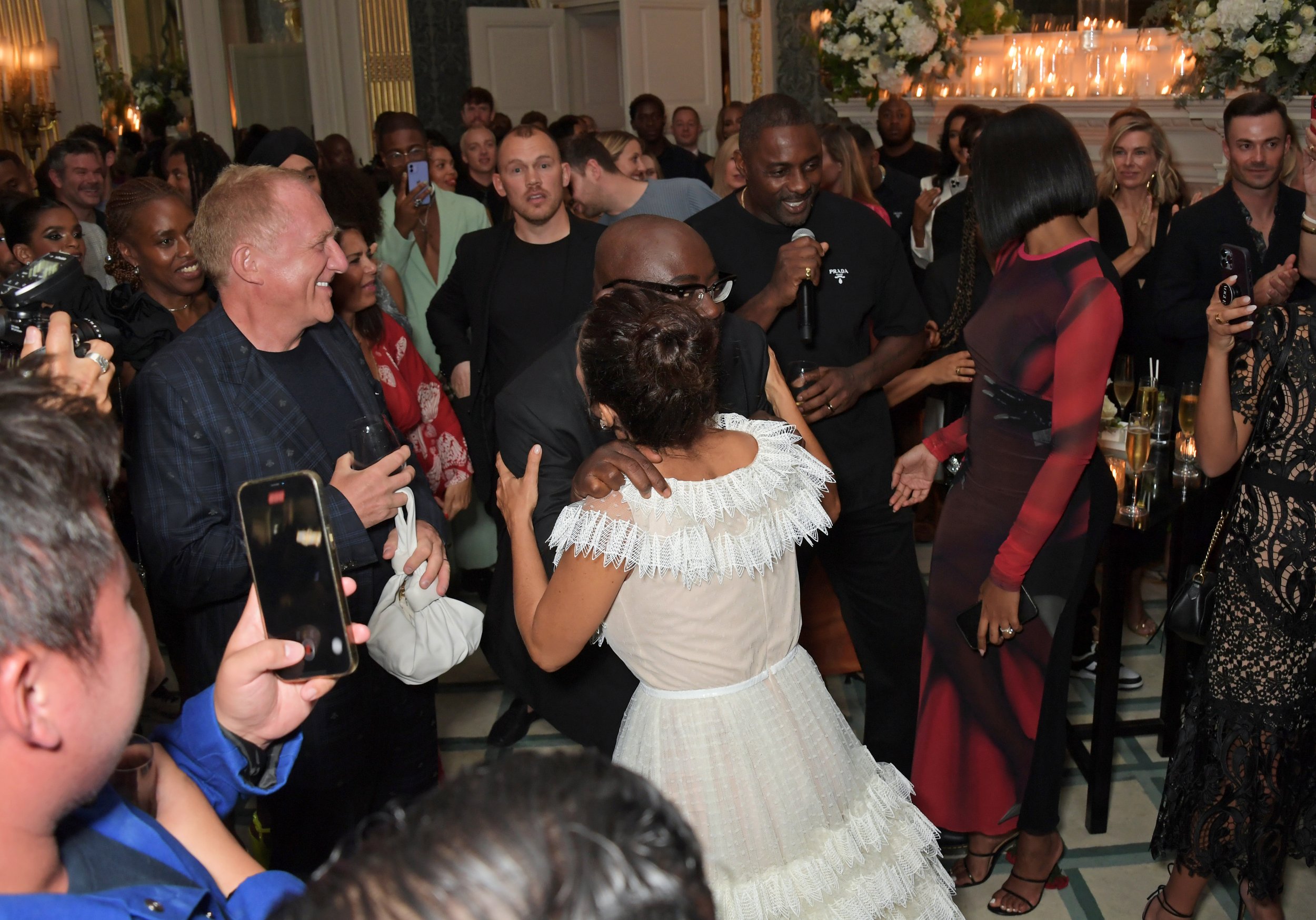  LONDON, ENGLAND - SEPTEMBER 04: Guests including Ramla Ali, Susan Bender Whitfield, Francois-Henri Pinault, Daniella Helayel, Alec Maxwell, Editor-In-Chief of British Vogue Edward Enninful, Salma Hayek, Idris Elba and Sabrina Elba attend a celebrati