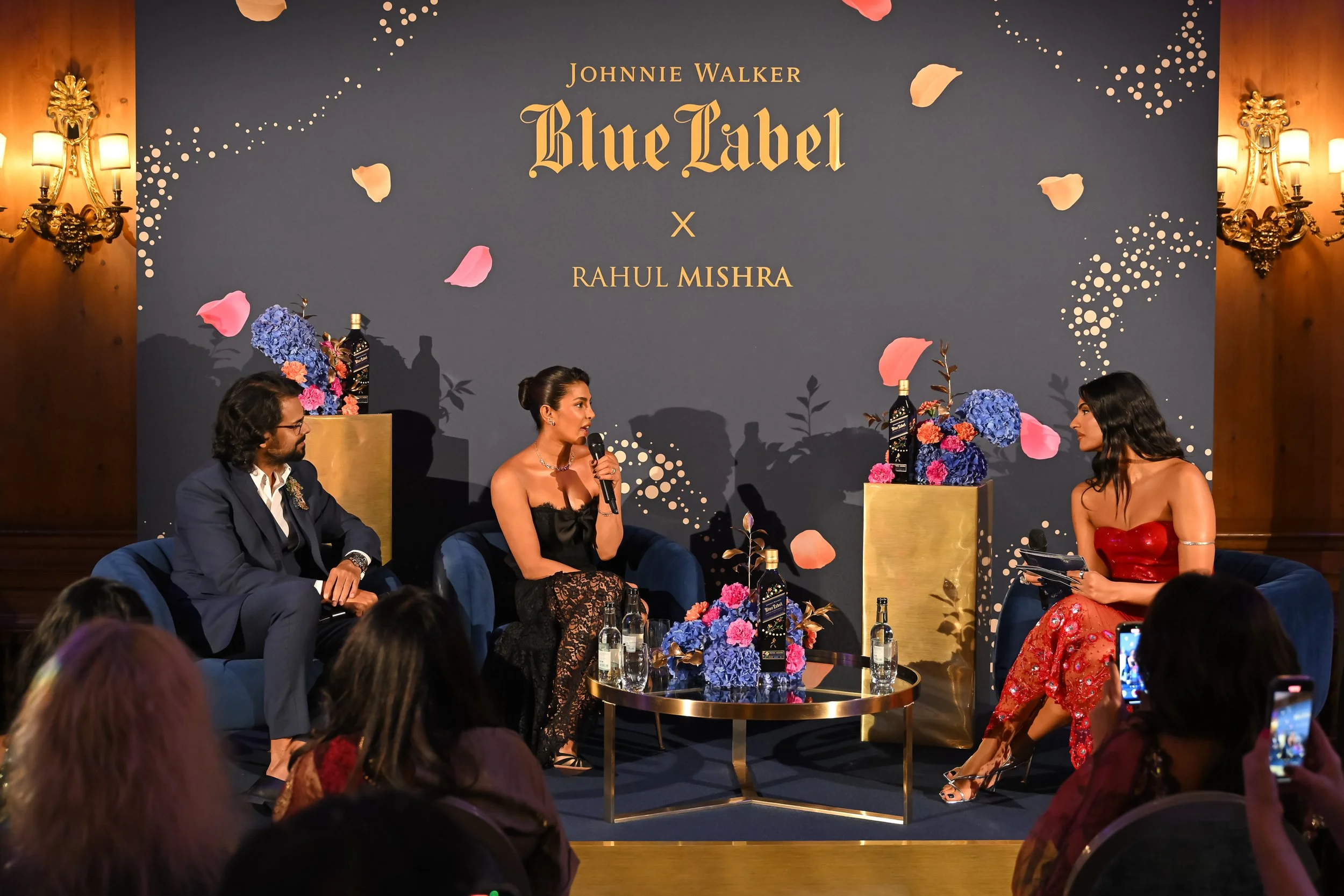 Rahul Mishra, Priyanka Chopra and Simran Randhawa_216.JPG