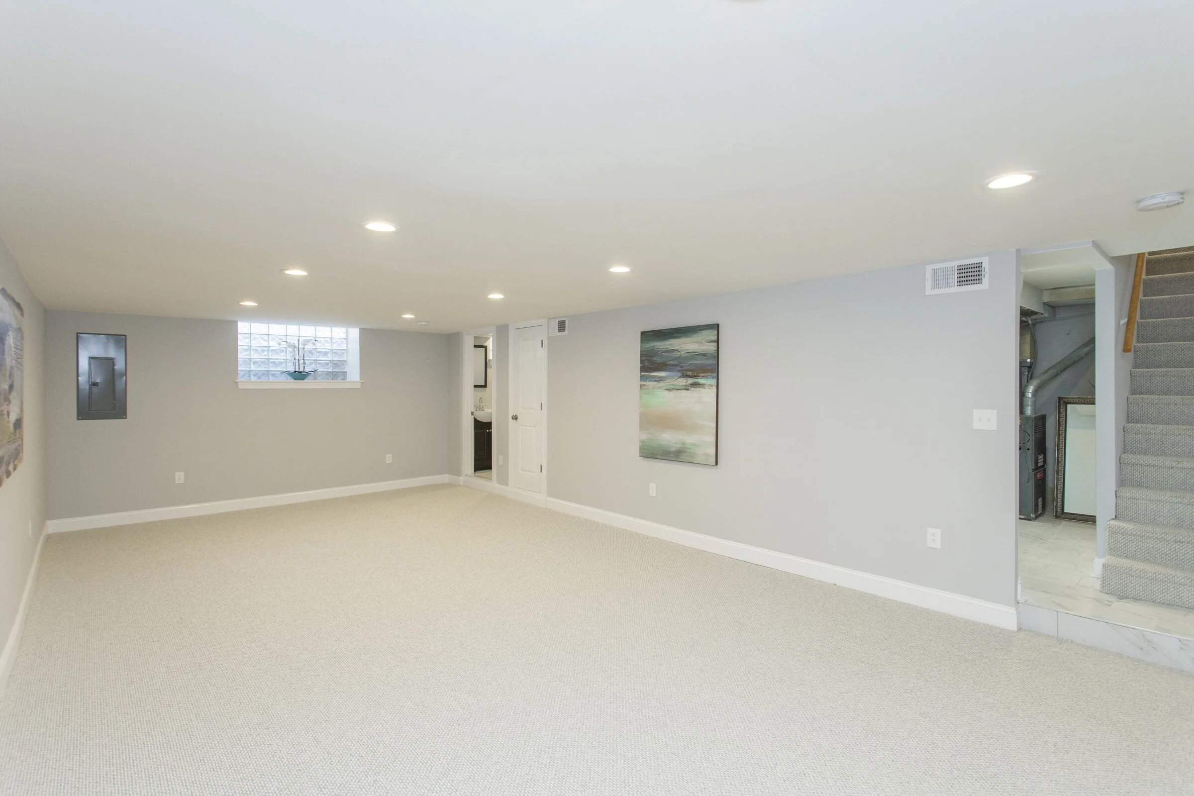 MLS 8021 Rodney St17.jpg