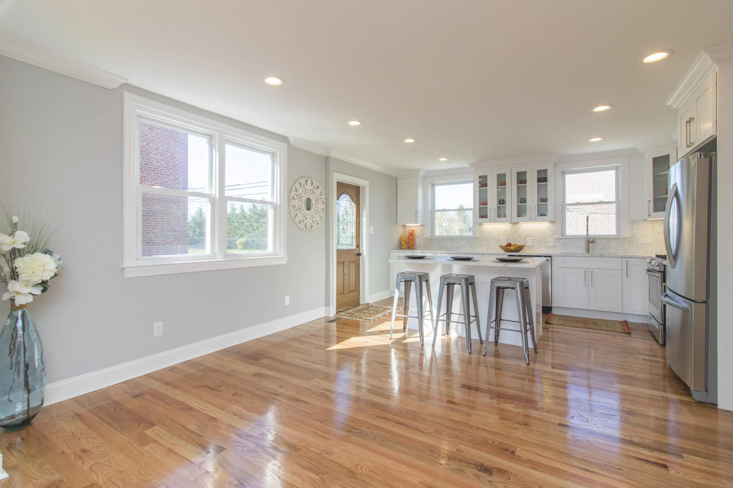 MLS 8519 Mansfield Ave_22.jpg