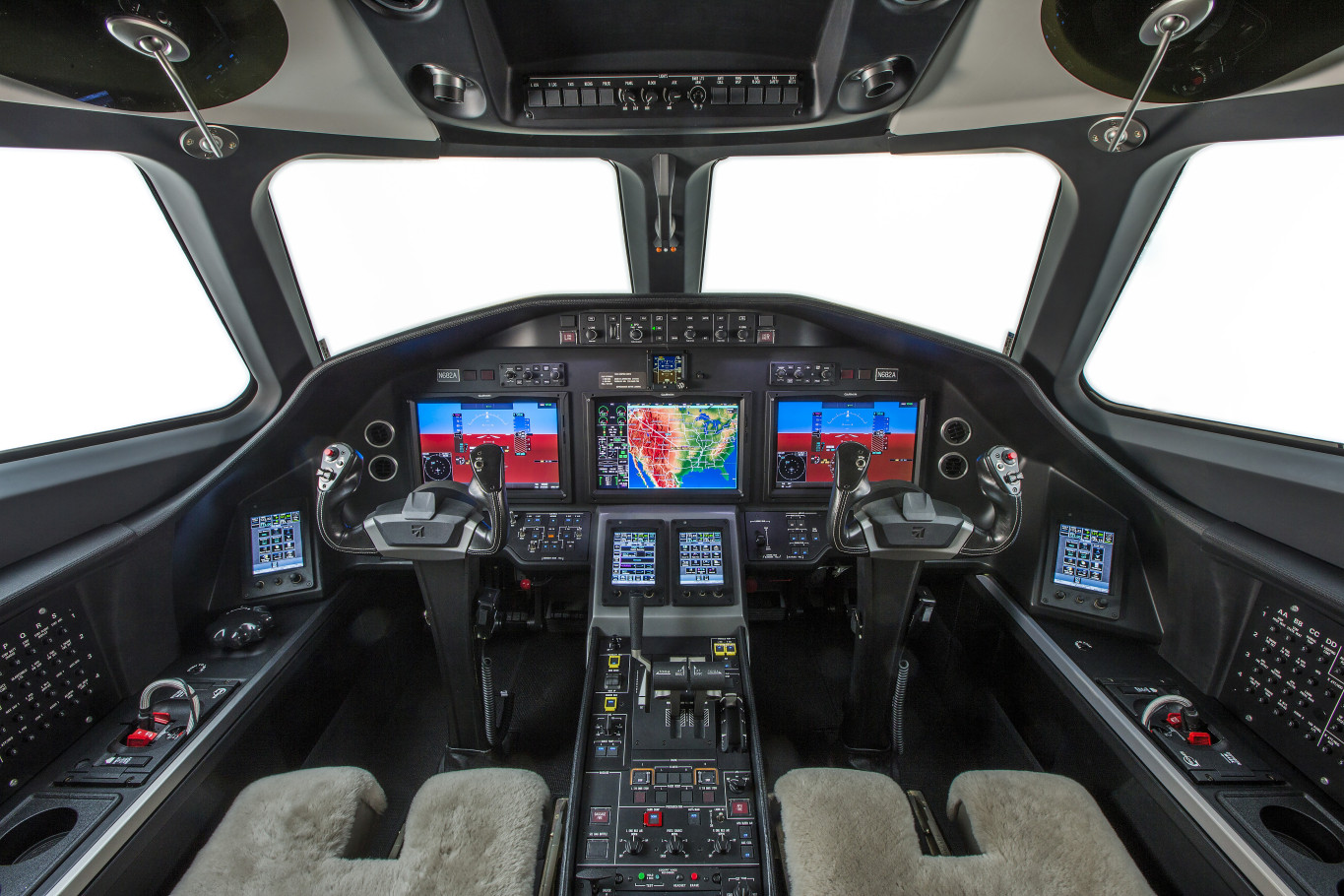 Citation-Latitude_Mid-Jet_Cockpit_Legacy_Aviation_Private_Jet_NetJets_Jet_Charter_TEB_VNY_MIA_PBI_FRG_SFO_FLL_FXE_BED.jpg