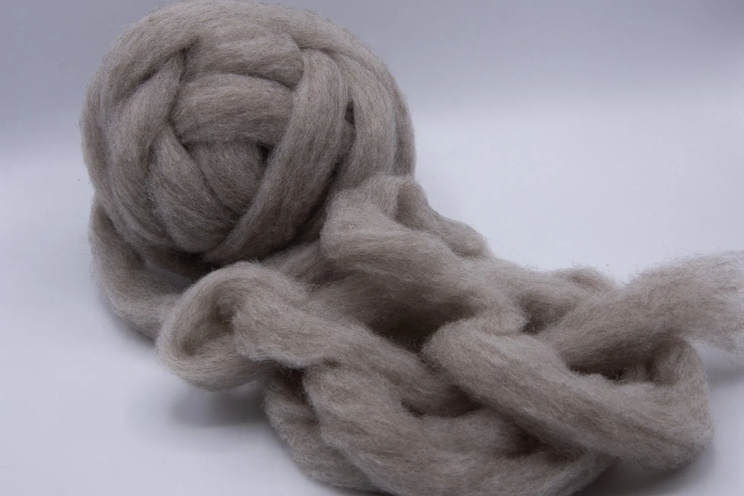 Jacob wool roving — Meridian Jacobs