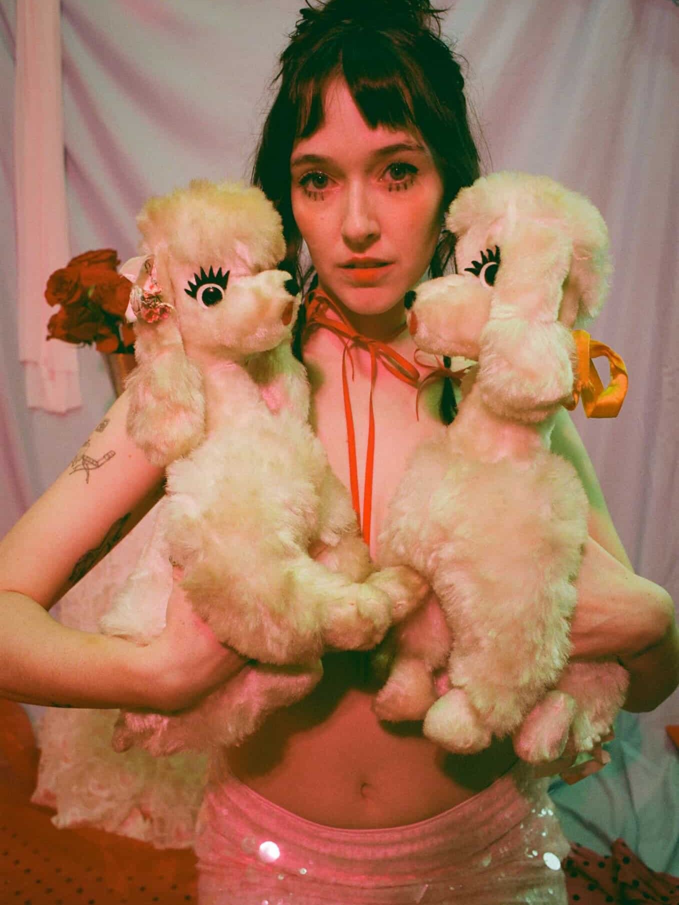 Do you have your tickets yet because the April 5th Bi Wives Club lineup is so so so wifey material 😱😍!! Our first two guest comics are bright, beautiful and fucking funny shining stars! ✨

Brigid Broderick is a very young gay comedian from Chicago.