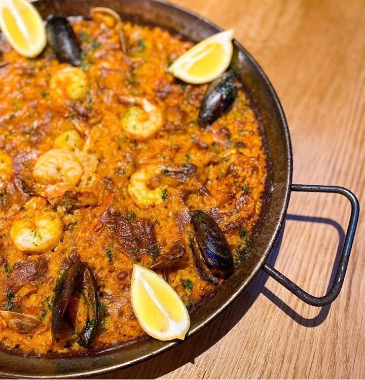 Fresh paella made just for you, and enough to share with a friend or two 🥘.⠀⠀⠀⠀⠀⠀⠀⠀⠀
⠀⠀⠀⠀⠀⠀⠀⠀⠀
@hungrywithheather