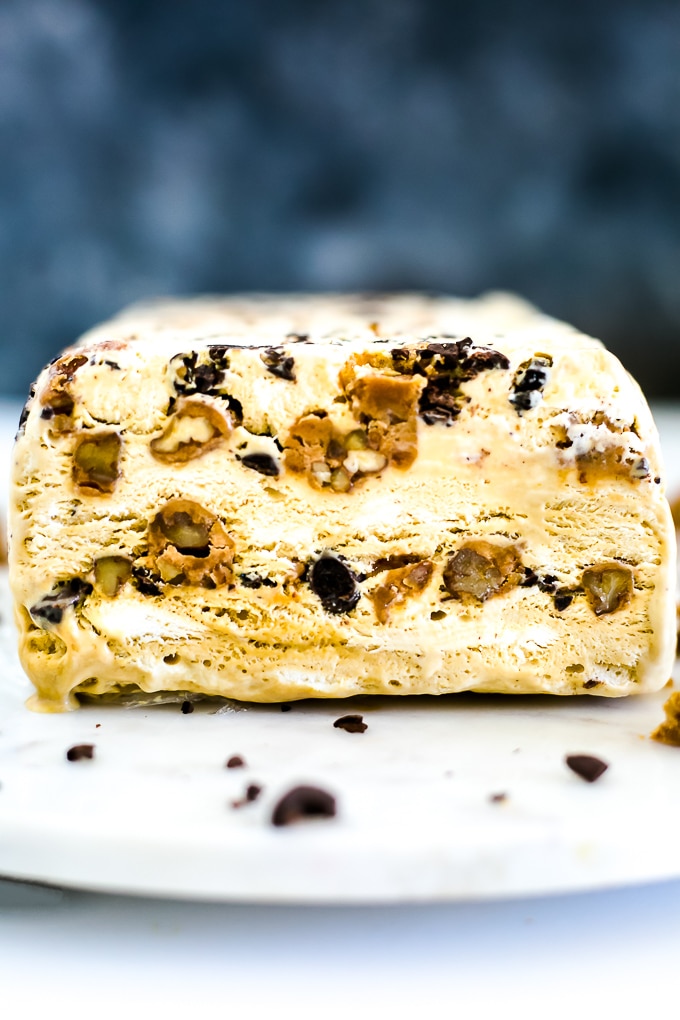 coffee-semifreddo-with-pecan-pralines-and-chocolate-espresso-beans-www.beyondthebayoublog.com-77-1.jpg