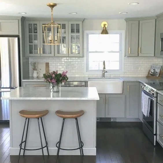 Kitchen remodeling Gold Accents