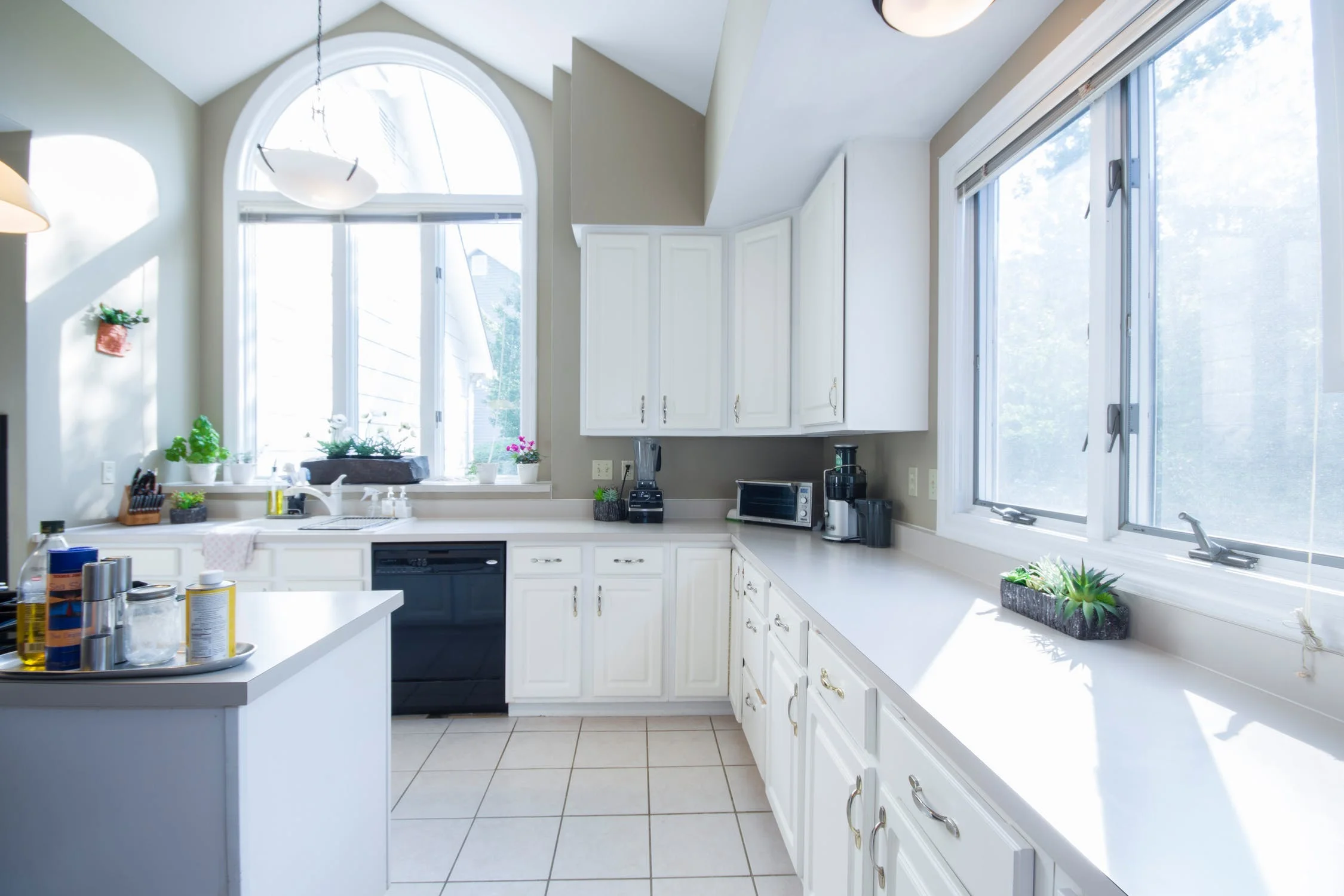 No such thing as New Kitchen Remodeling on Budget