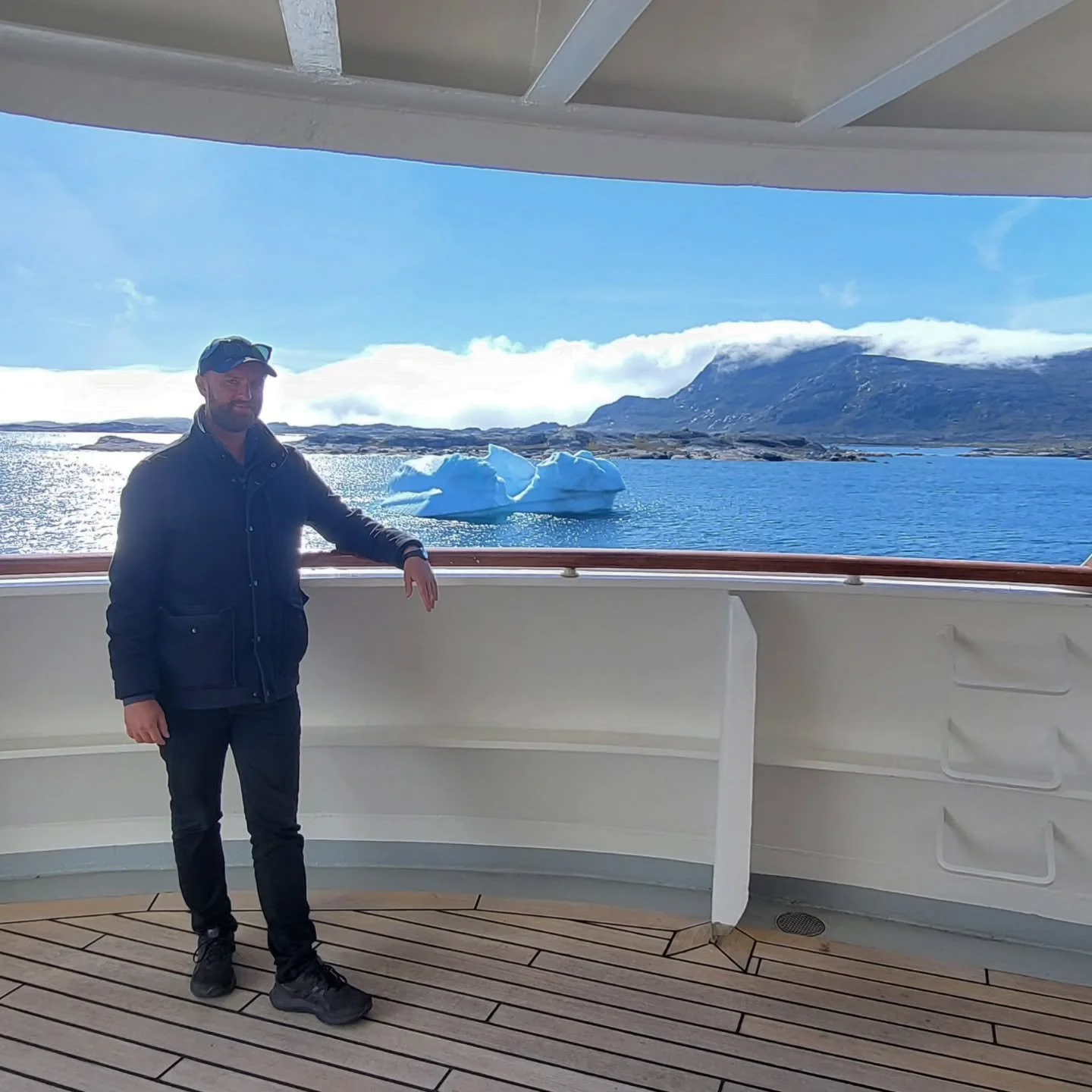 August 2024 in the bay of Nanortalik in the south of Greenland.

🇬🇧🤝🇬🇱🤝🇩🇰 

#Greenland 
#Denmark