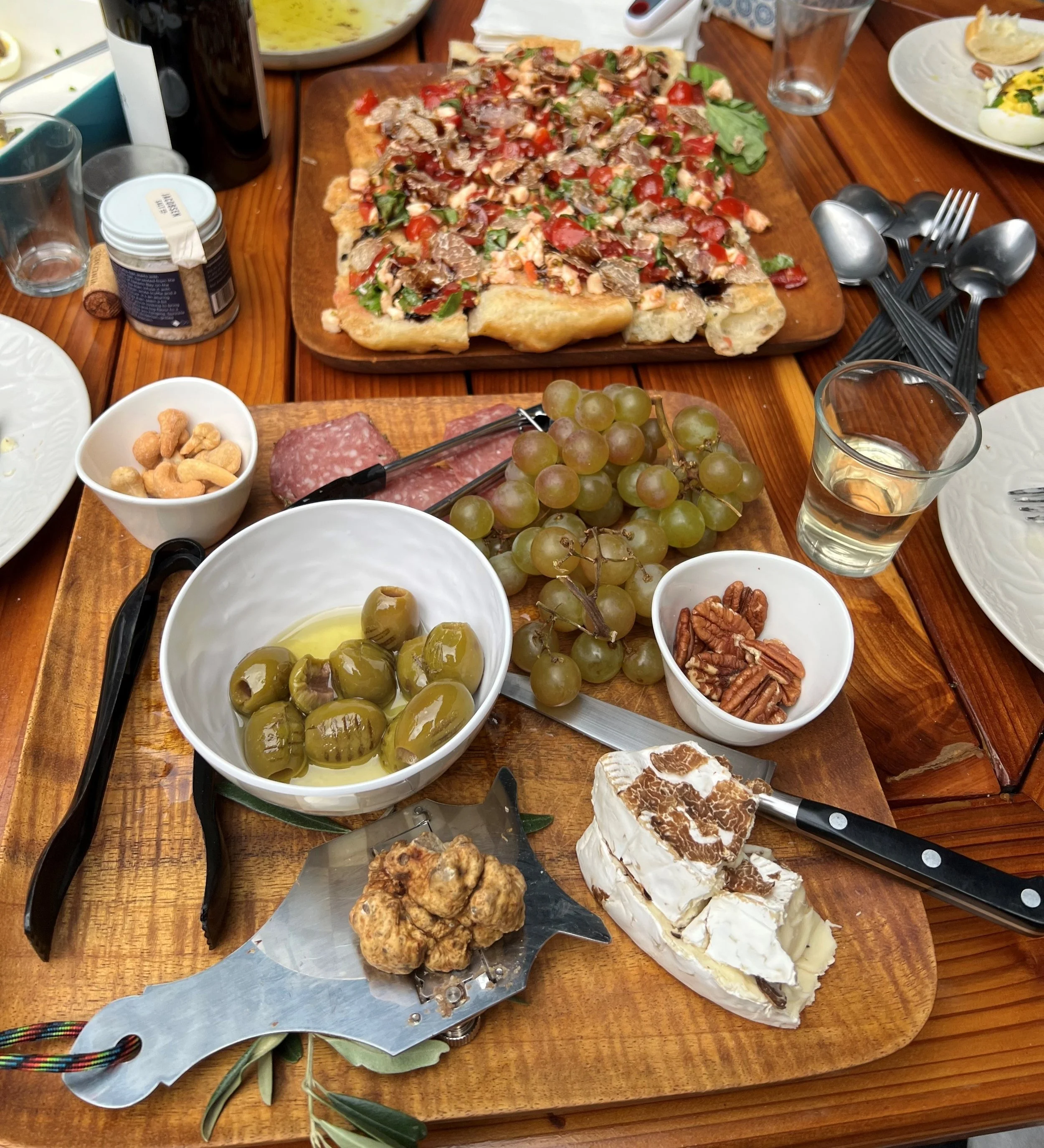 Truffle Hunting with dogs, lunch and wine tasting