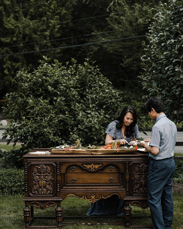 Add a touch of bohemian flair to any outdoor event with our vintage wood buffet. A Grazing table ? A Self serve drink station ? A Welcome table ? Only limited to your imagination ! 
Photo cred: @sasha_reiko_photography 
#bohobride #festivalbride #out
