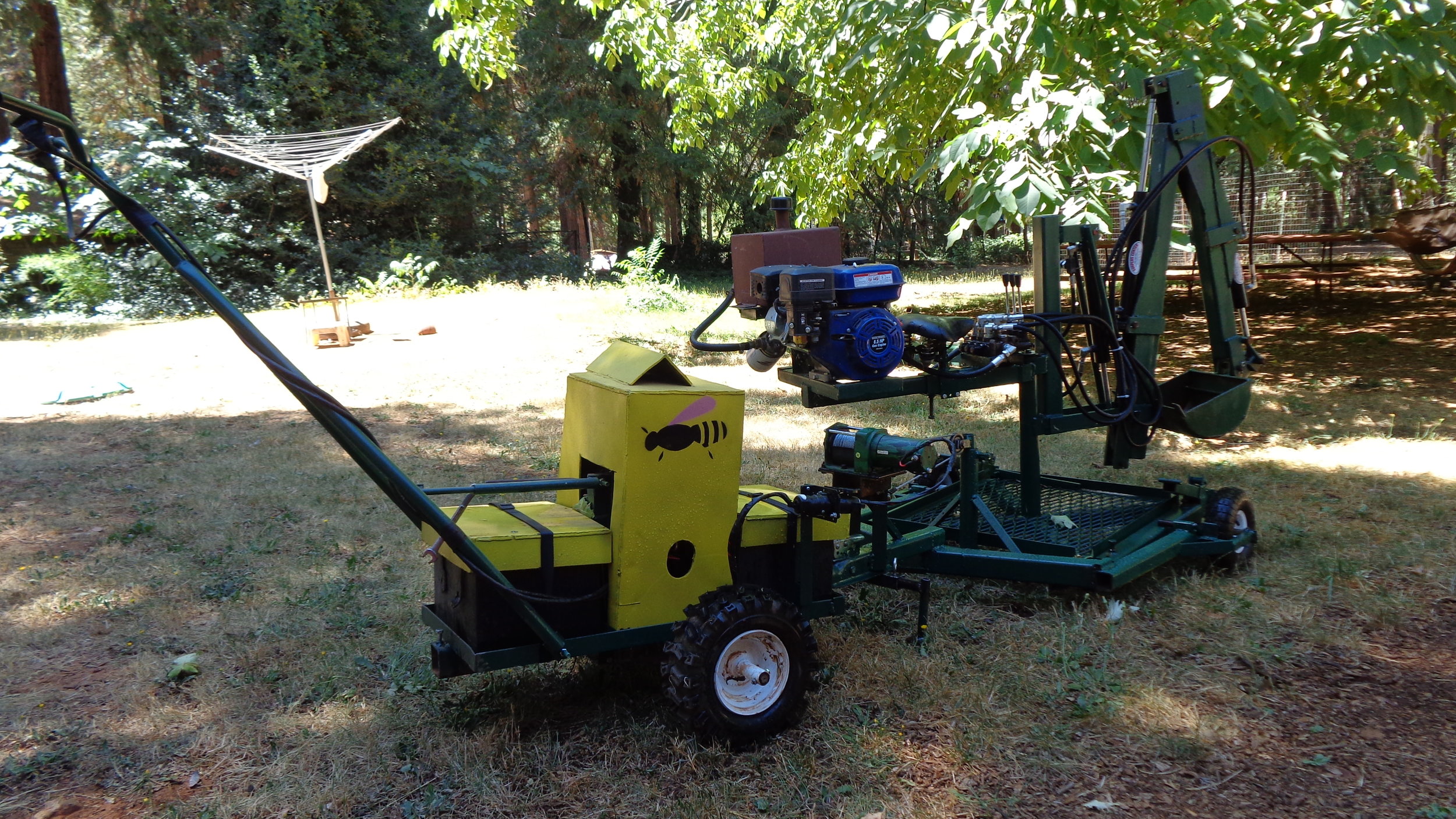 Backhoe with the moving Platform.JPG