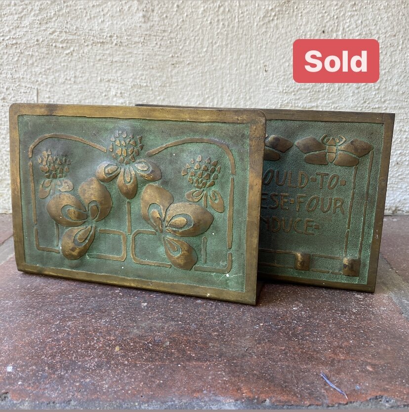 Carence Crafters Bookends