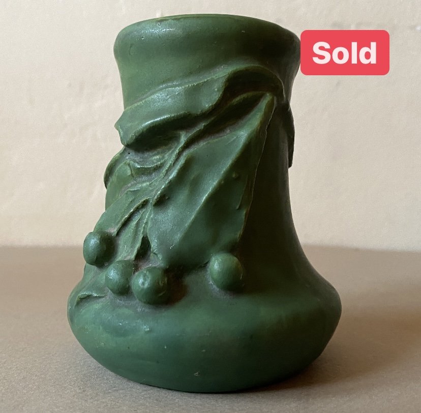 Cambridge Matte Green Vase