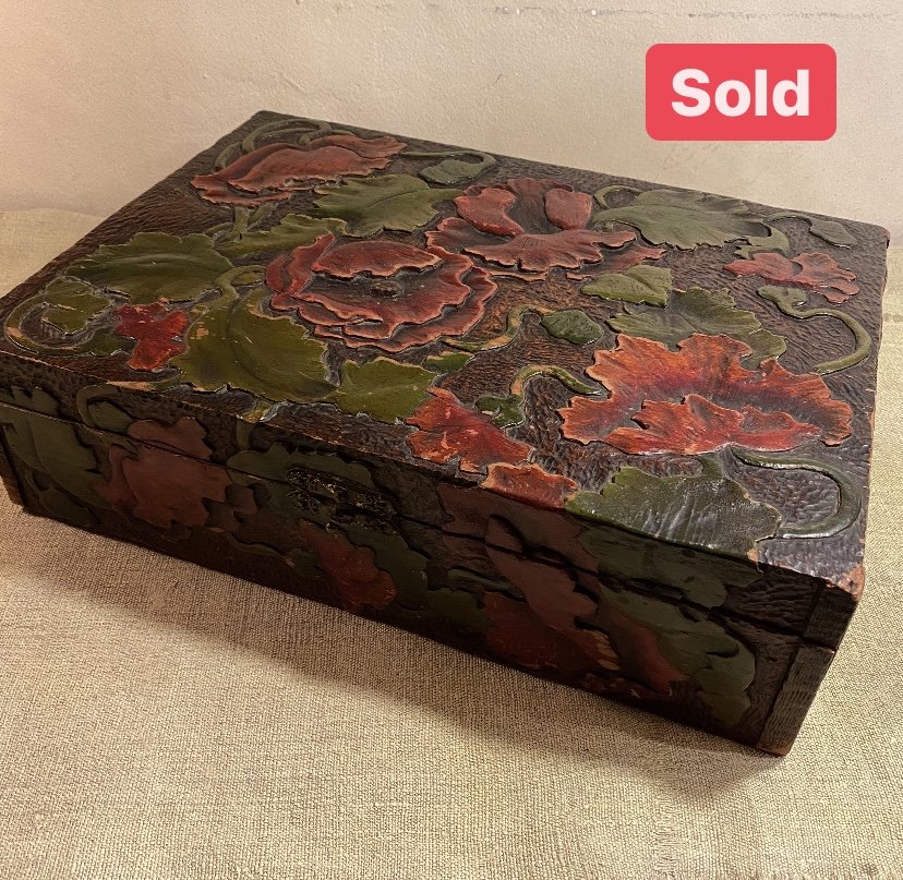 Arts &amp; Crafts Poppy Box