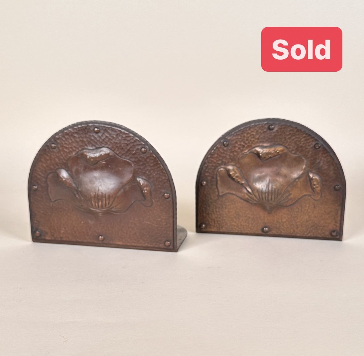Roycroft Toothaker Poppy Bookends