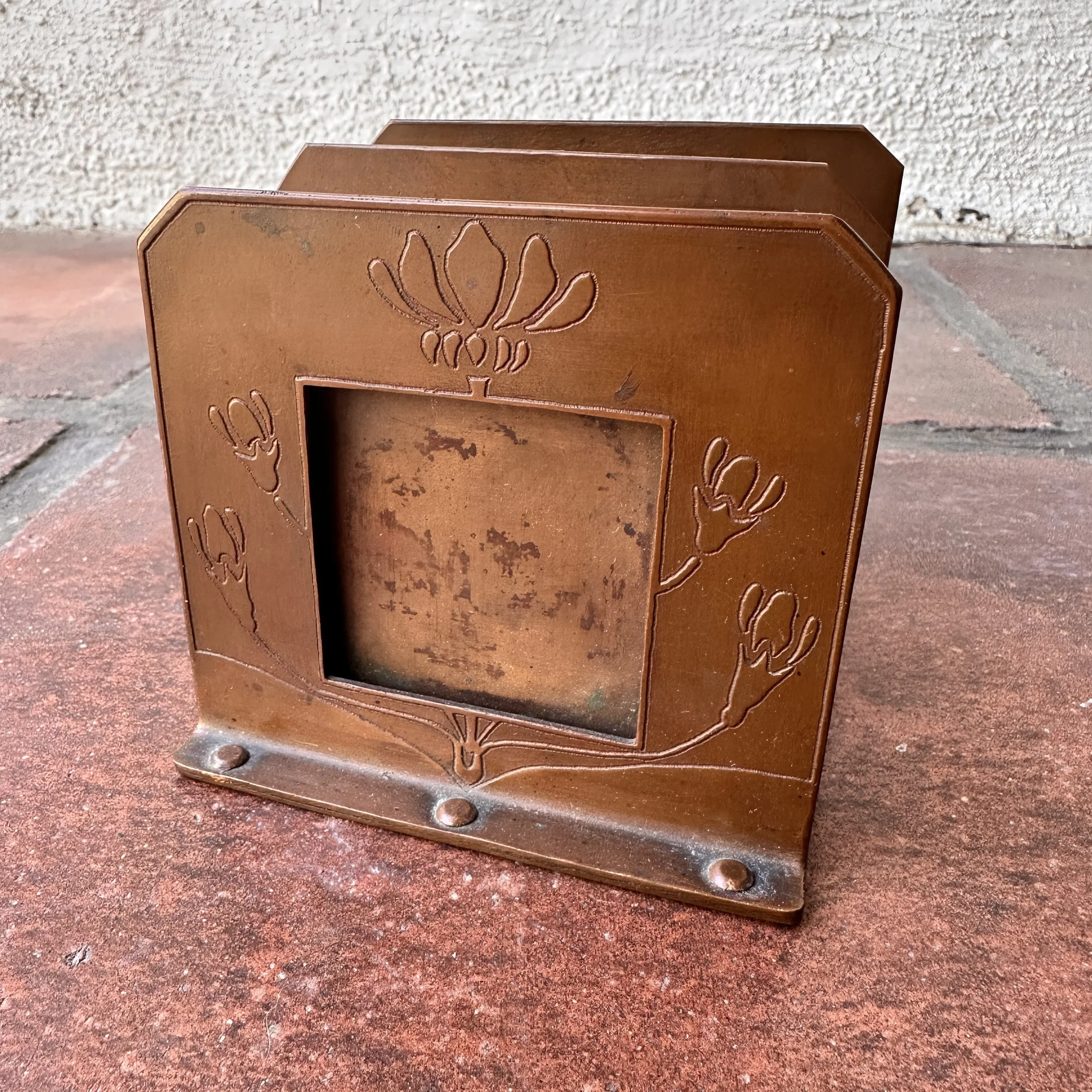 Craftsman Studios File Frame