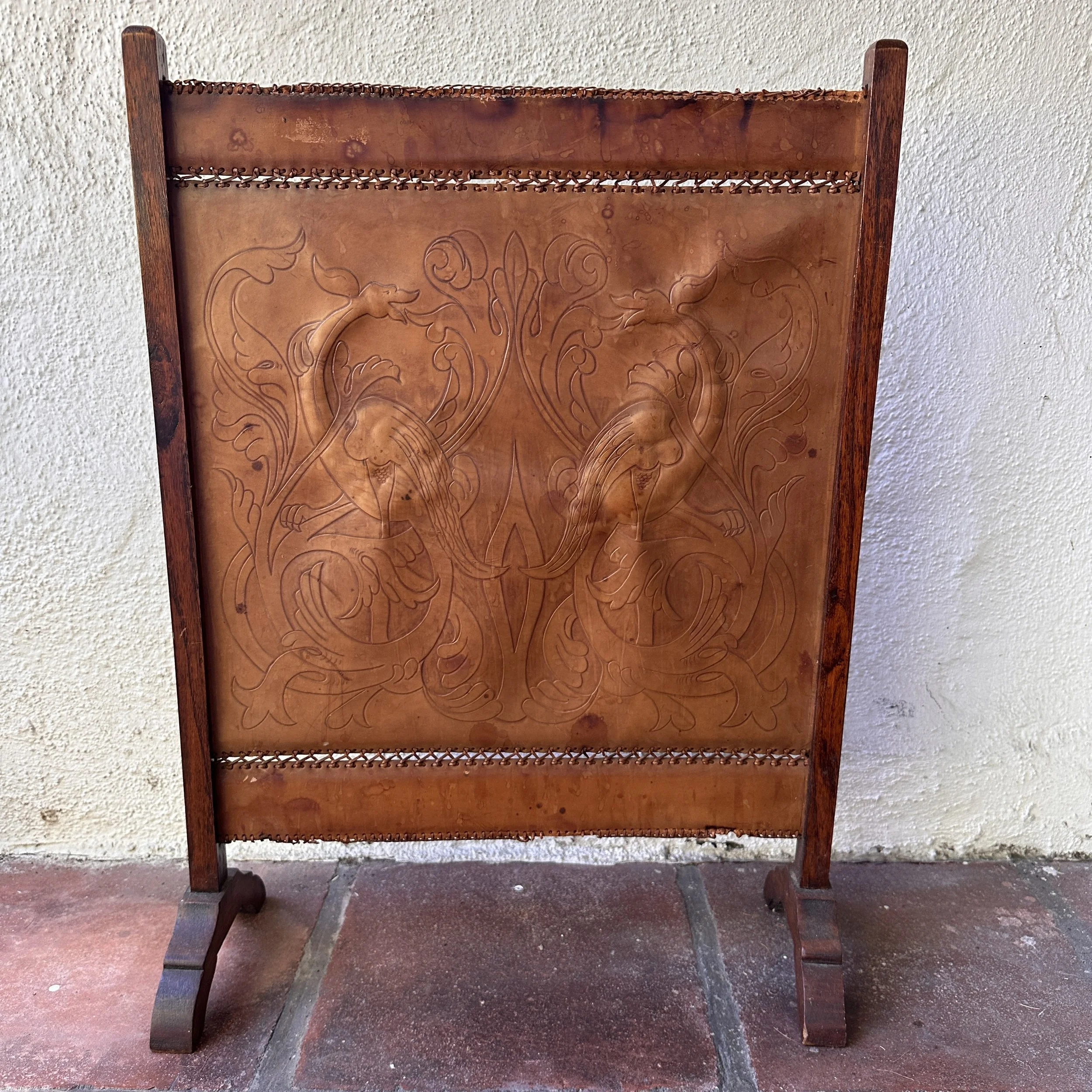 Arts &amp; Crafts Leather Screen
