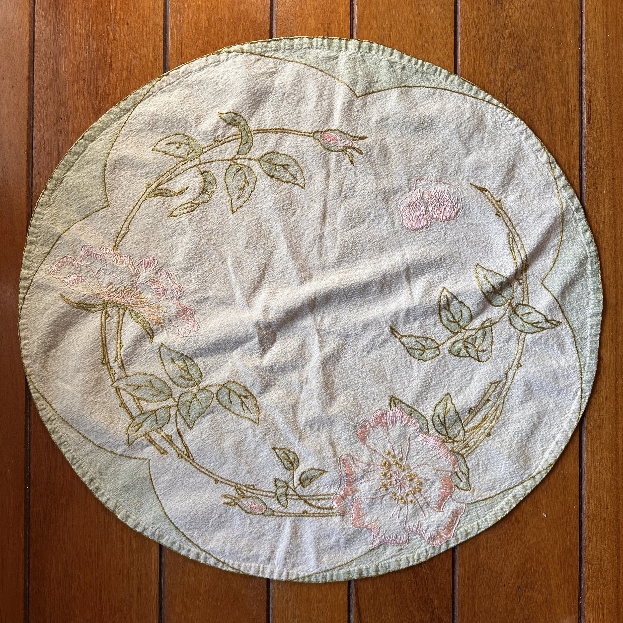 Arts &amp; Crafts Linen