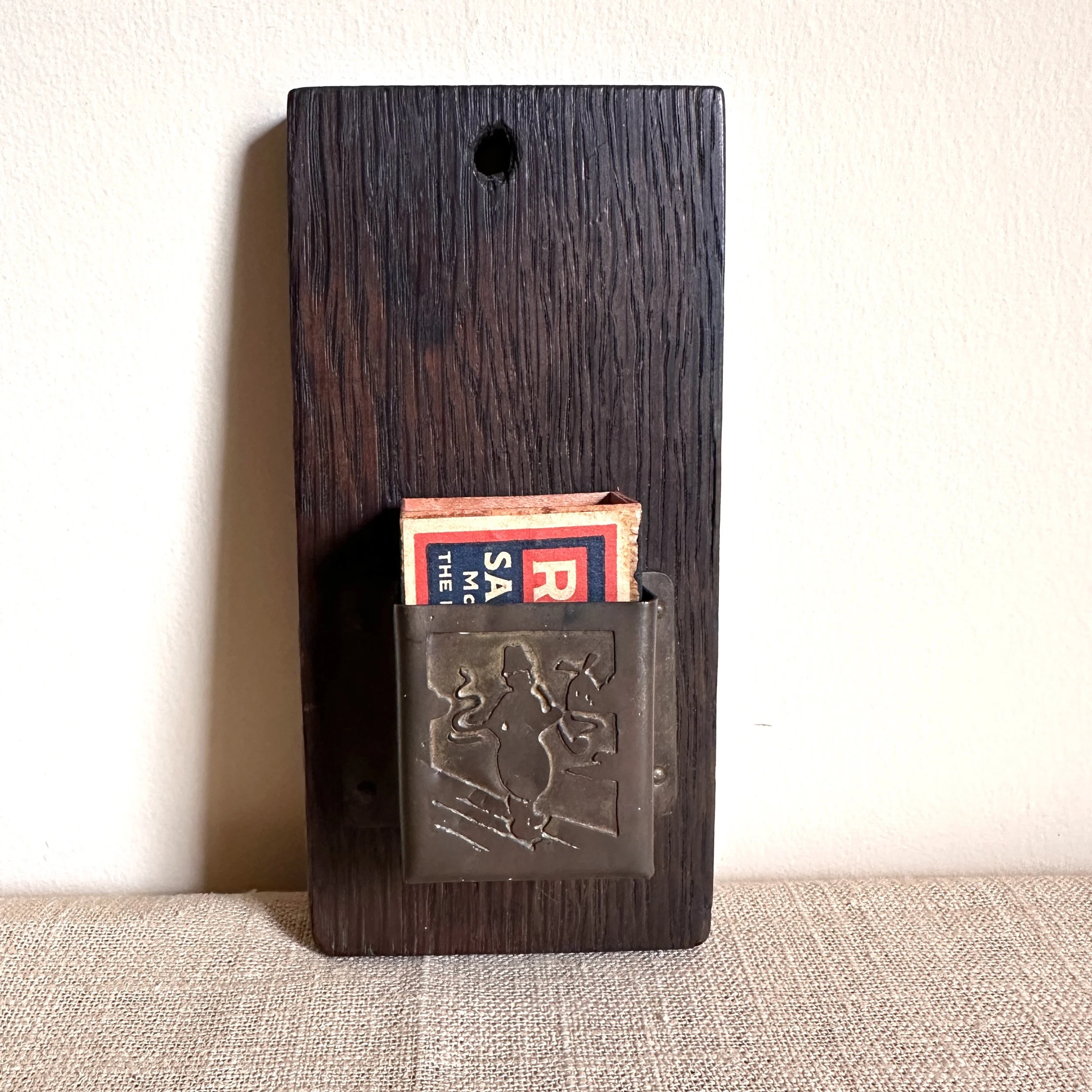 Frost Workshop Match Holder