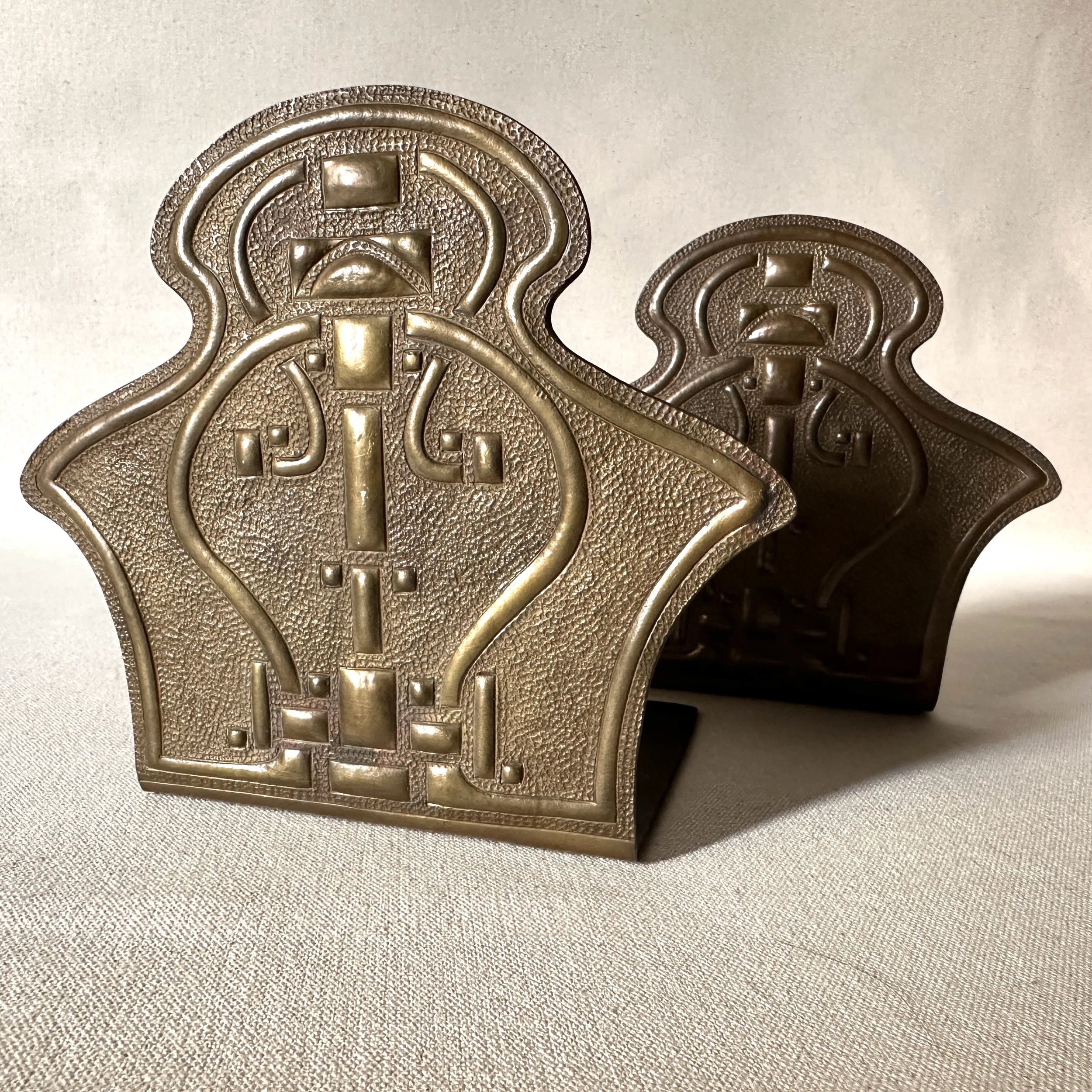 Jarvie Shop Bookends