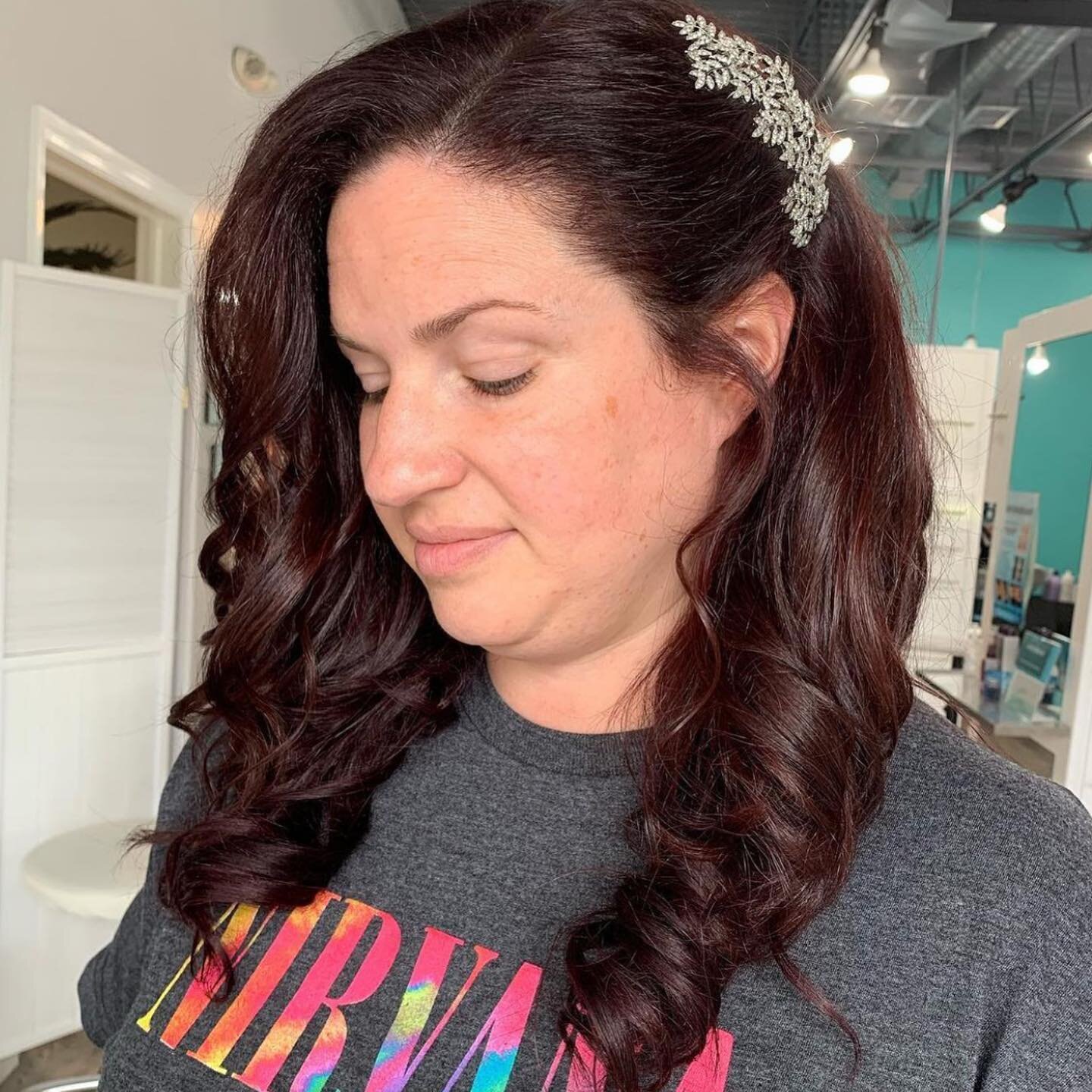 How gorgeous did this style come out!✨😍 

Hair by @moon_childdd for a wedding! Book your appointment with Stylist Kendall✨ 

609-599-9094 or check the link in our bio to book online!