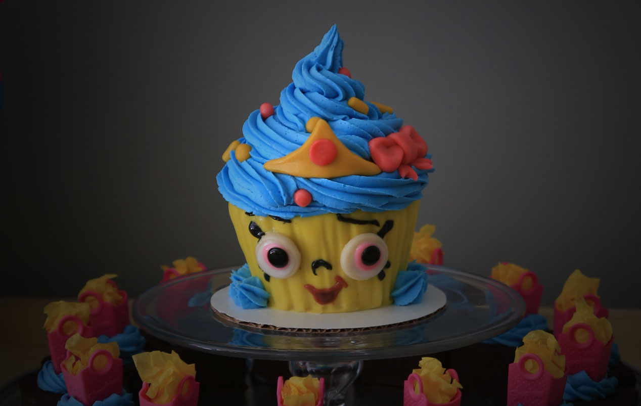 ShopkinCakeForSQUAREnewTemplate.jpg