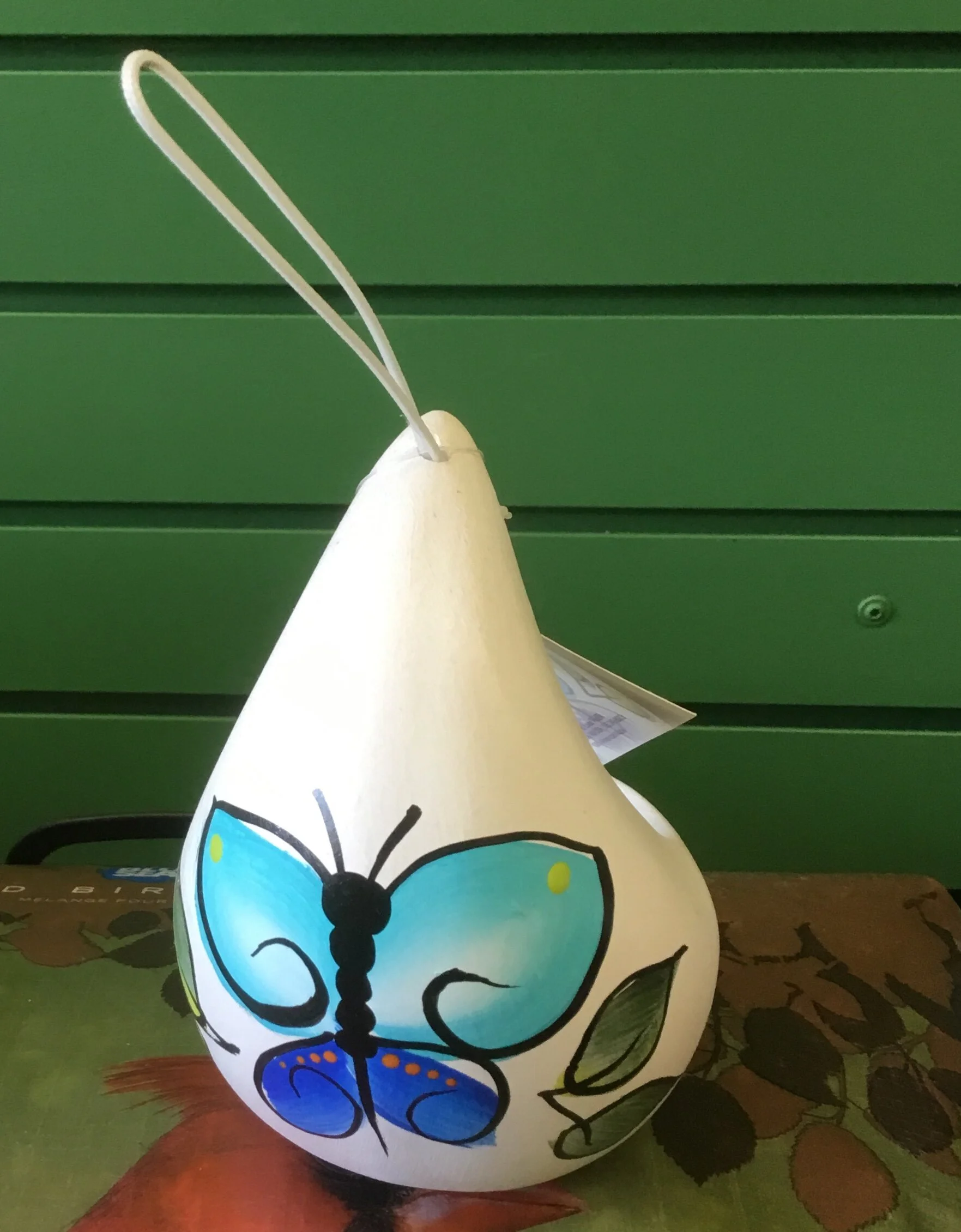 Small Kiva Snack Feeder with Butterfly Design
