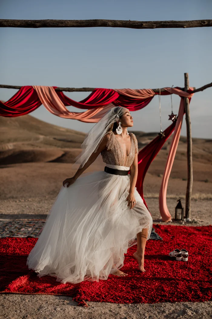 the-only-thing-more-epic-than-the-view-at-this-la-pause-marrakech-wedding-was-the-brides-style-lilly-red-creative-32.jpg