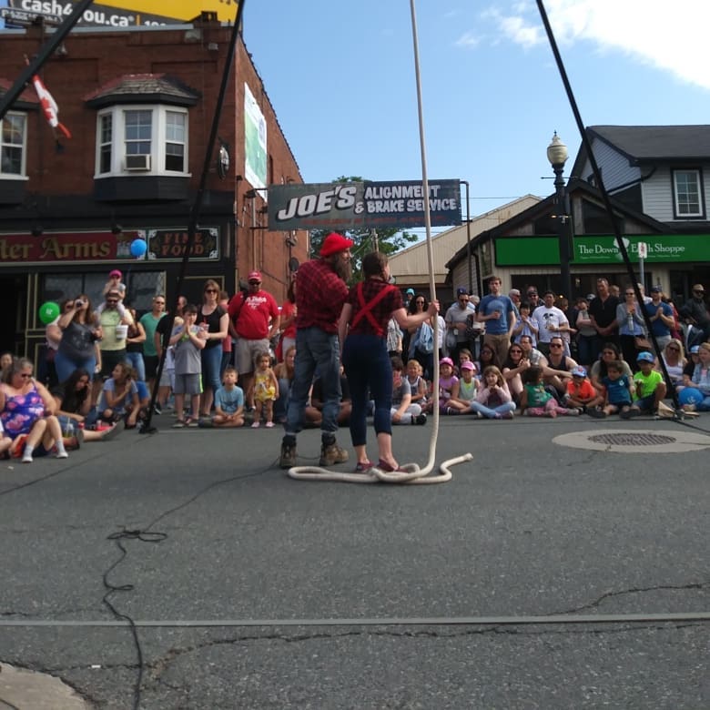 lumberjack dundas 2.jpg
