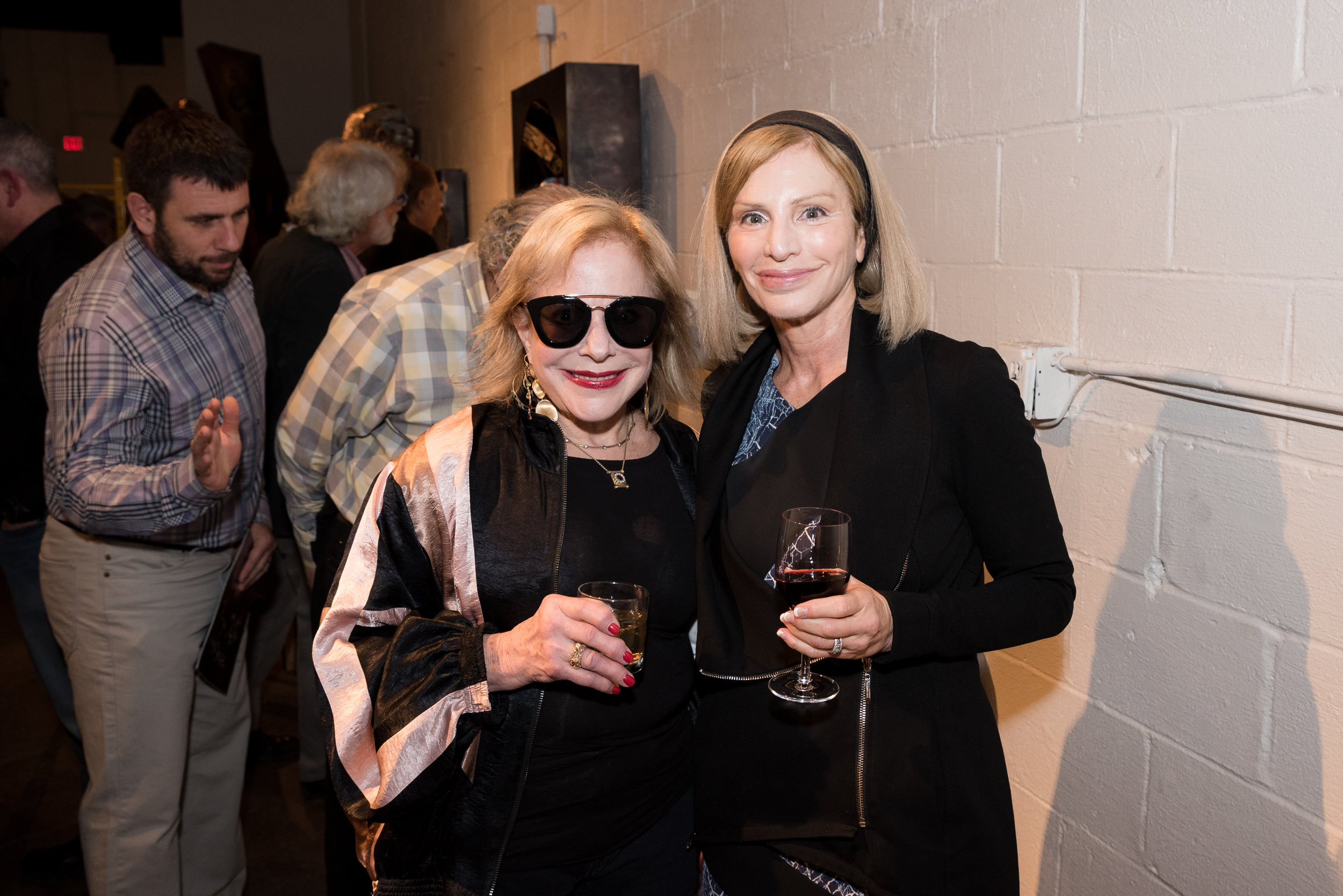 0361__5-11-19-Oxman-Studios-Art-Event-Opening-Rodney-Bailey-event-photographers-Maryland - Copy - Copy.JPG