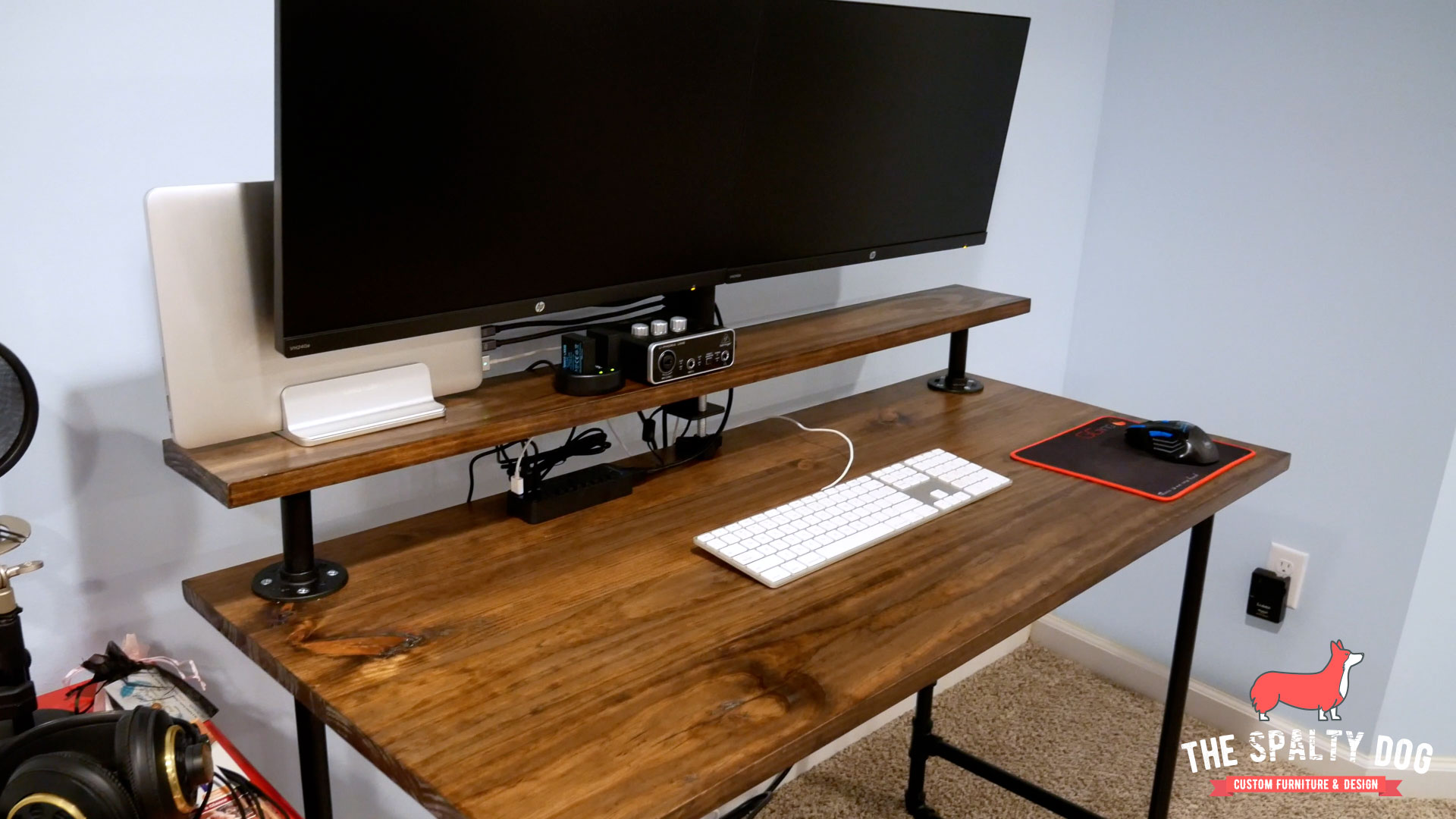 How To Build A Diy Industrial Pipe Desk The Spalty Dog