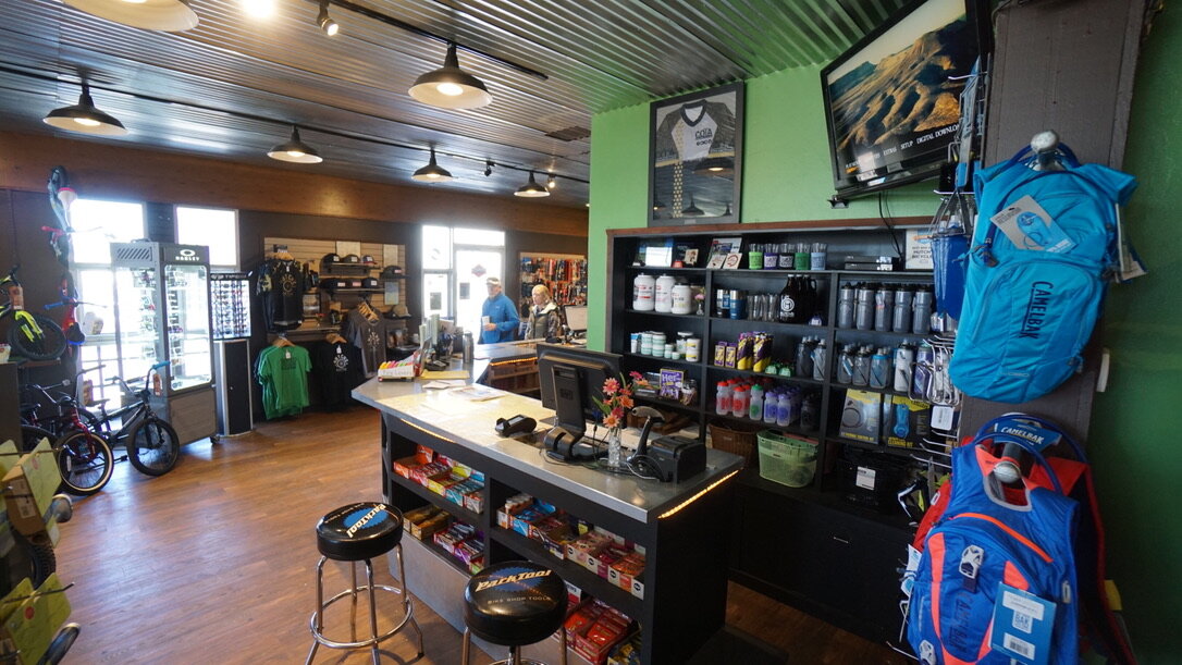 Hutchs_Bicycles_Bend_Eastside_Store_5.jpg