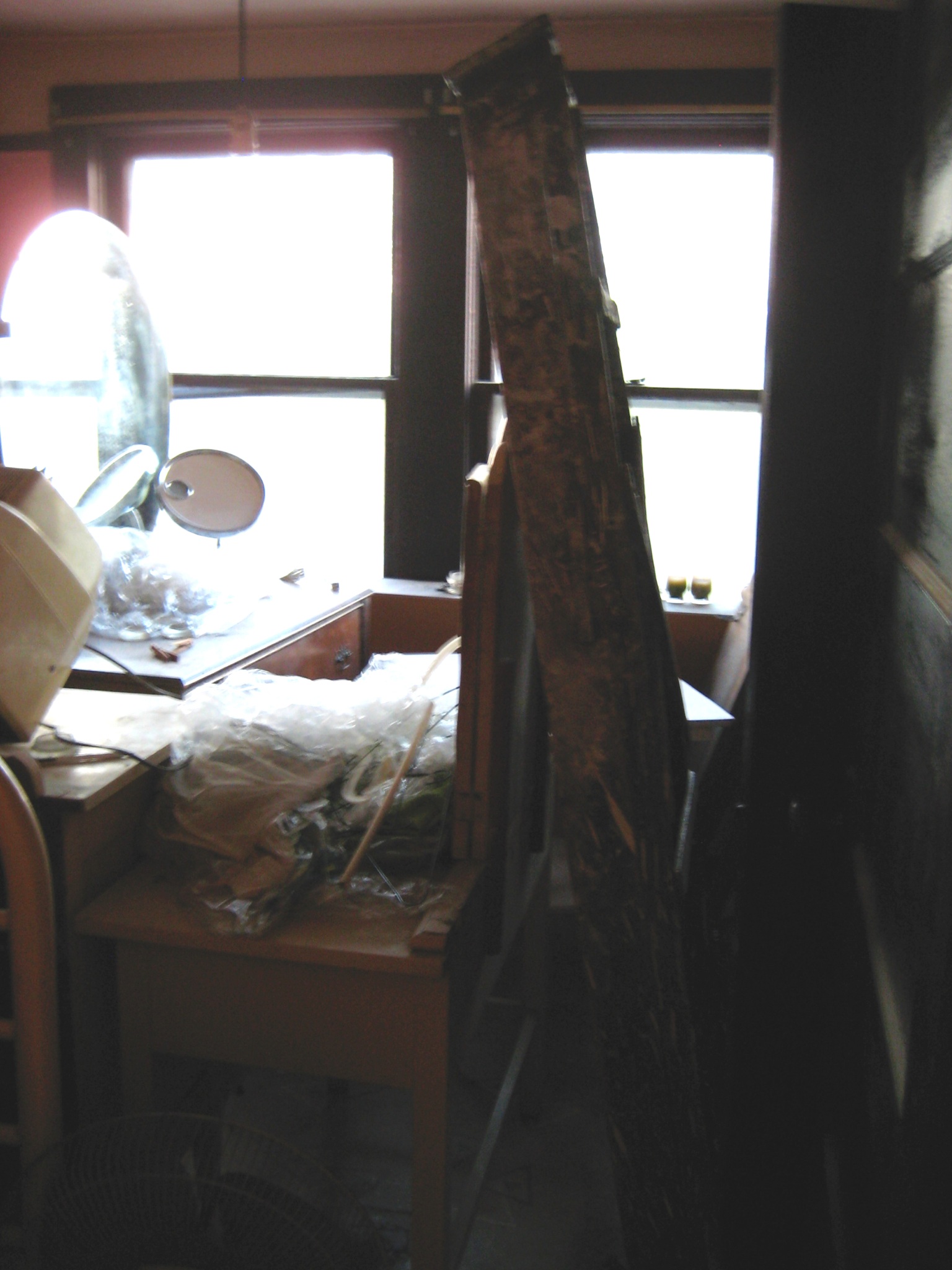 Bedroom full of furniture