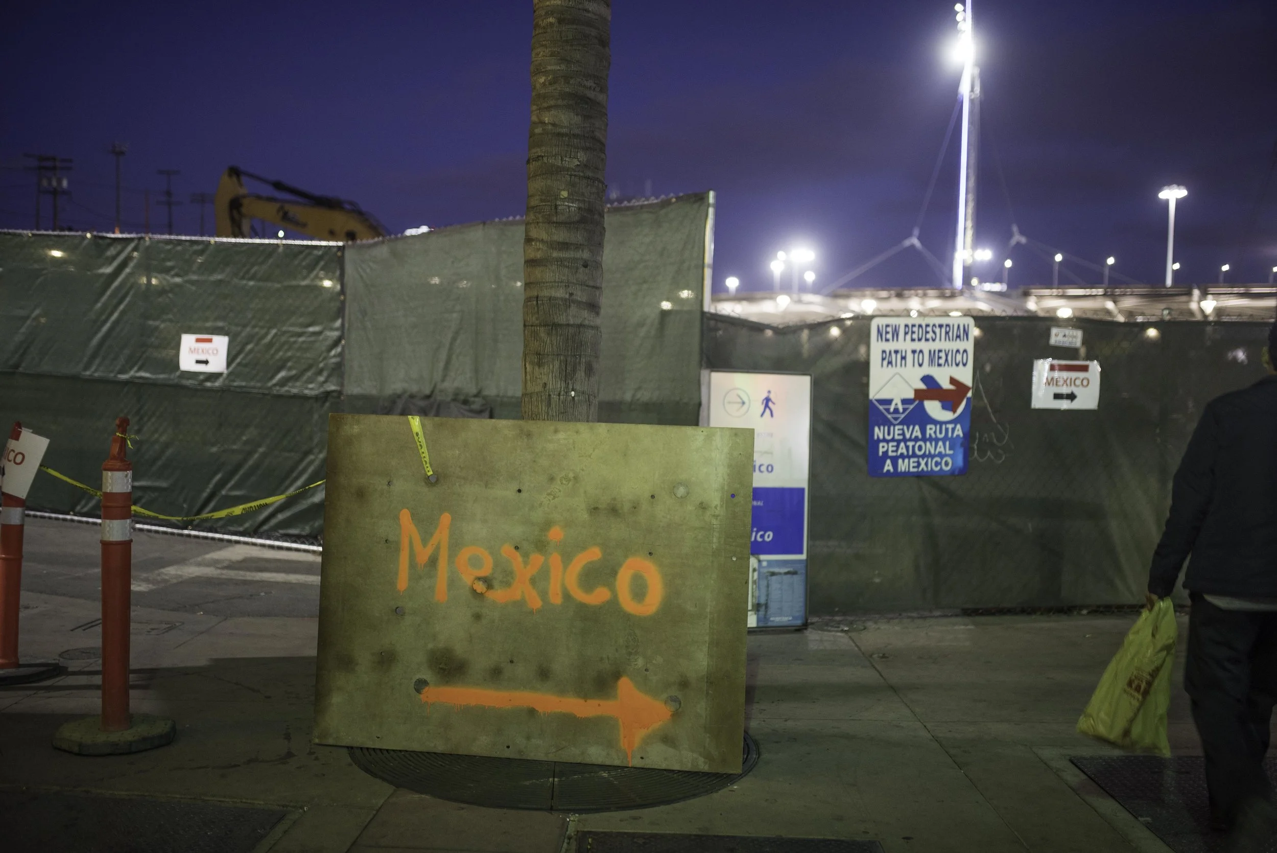 Mexico senal San Ysidro.jpg