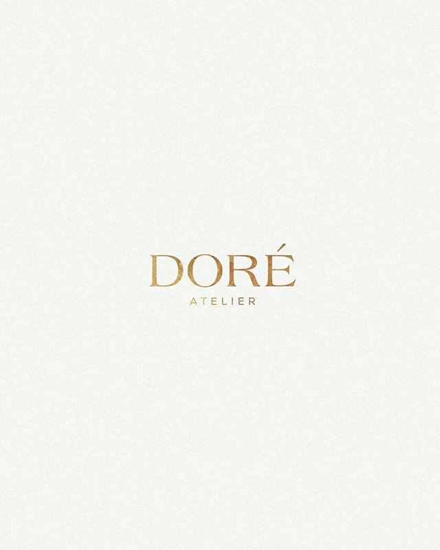 Dor&eacute; is french for &lsquo;golden&rsquo;. This branding template is now available on my shop and includes everything that you need to establish a beautiful, simple, consistent and visually strong brand identity. The package includes a logo, mon