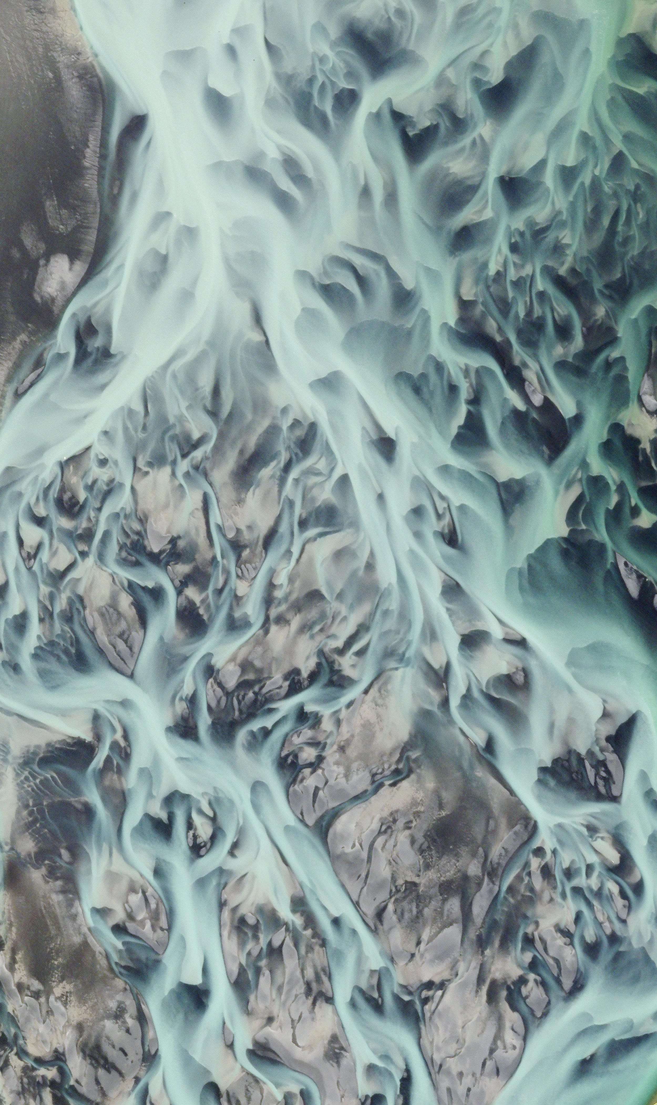 braided_river_iceland_20220903_160307_ssc10_u0001_visual_clip-Recovered.jpg