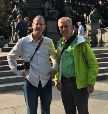 Steve Kozar (WHITE SHIRT) CRAIG PARTON (GREEN JACKET)