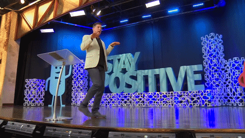 Copy of 04657-stay_positive_part_1_optimistic_with_craig_groeschel_lifechurch_tv28129.gif