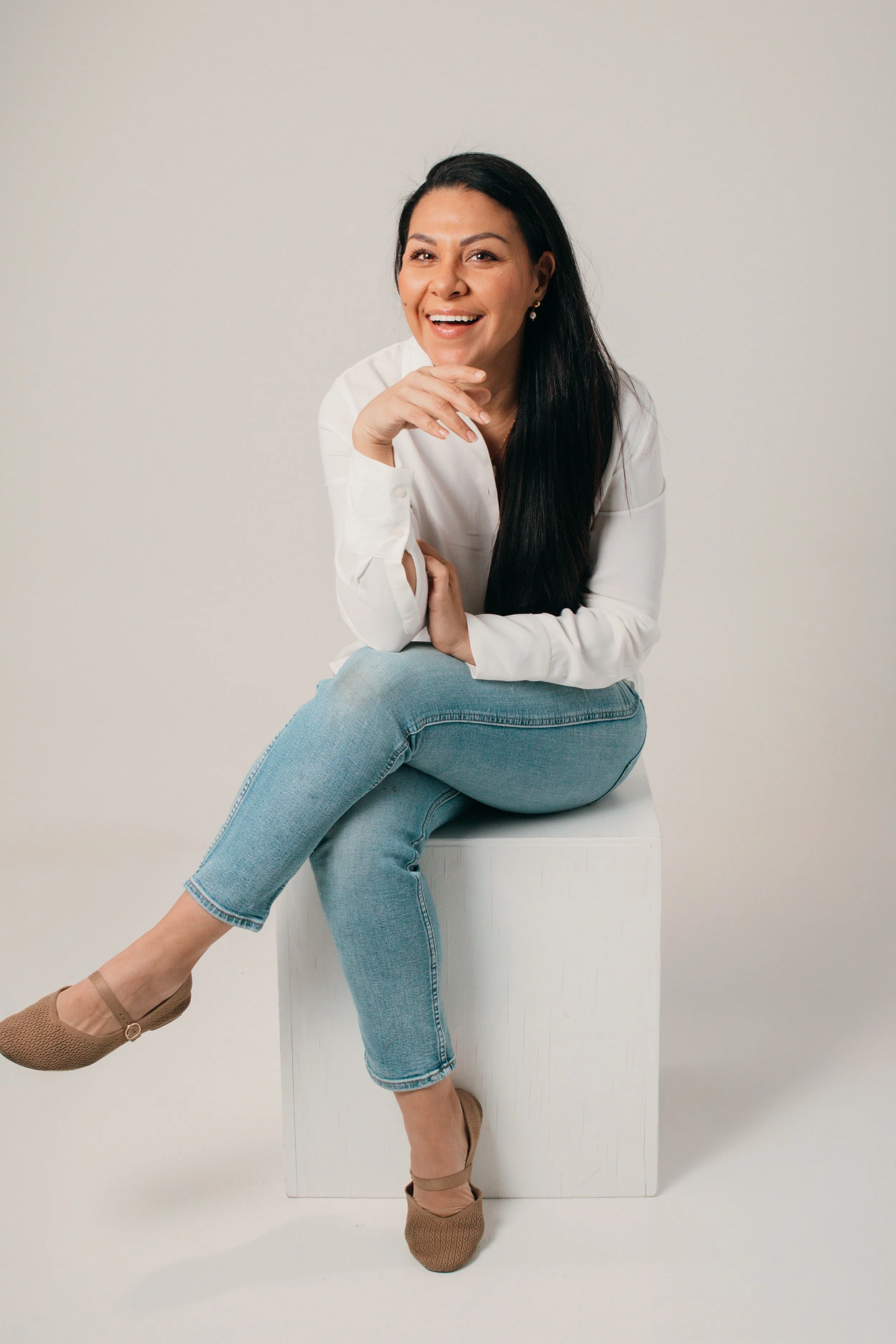 2025-Regina's family019-Edit.jpg