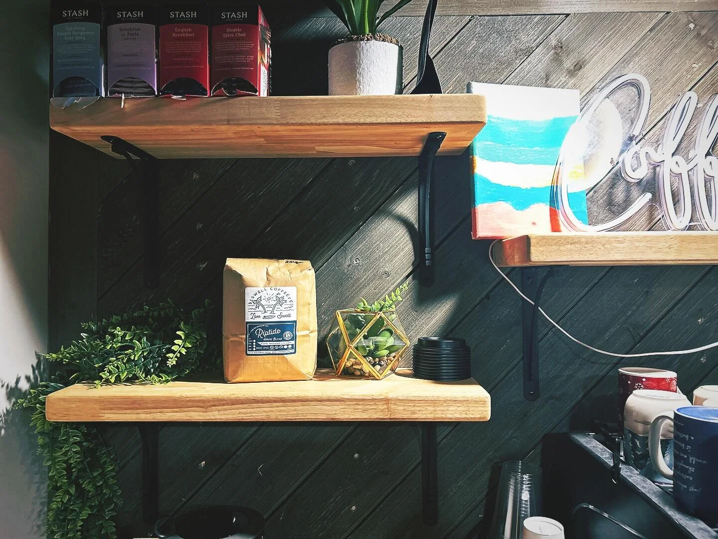 A nice spot on the shelf!