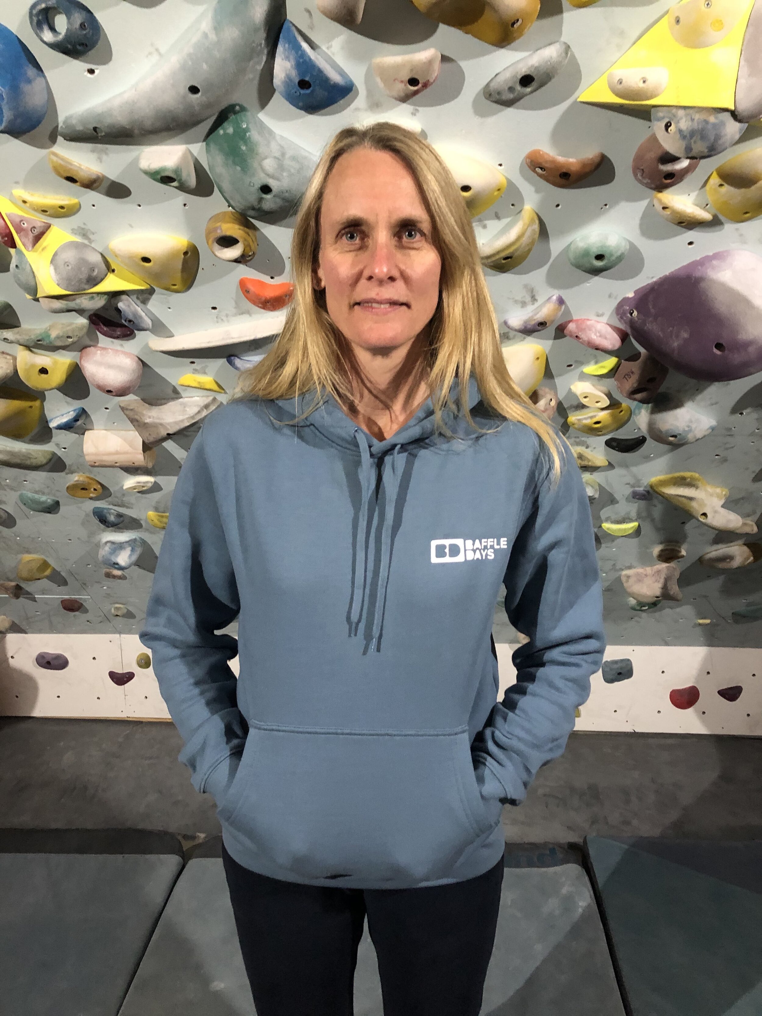 wmns hoodie slate blue 2.jpg